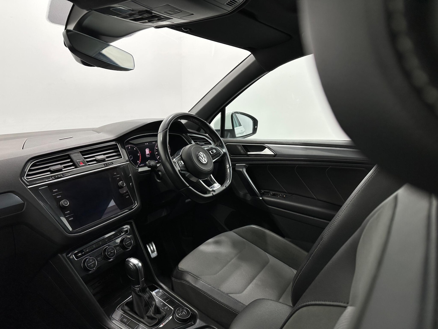 Used Volkswagen Tiguan for sale - 78127999: Photo 31