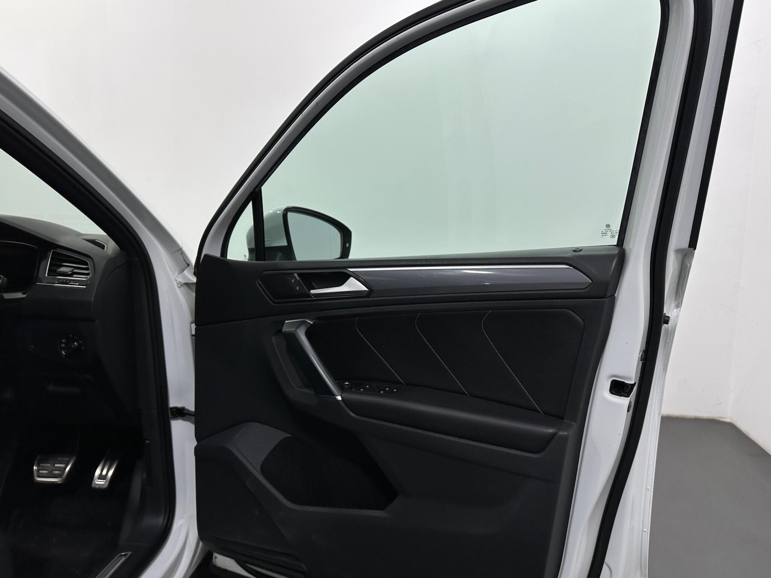 Used Volkswagen Tiguan for sale - 78127999: Photo 35