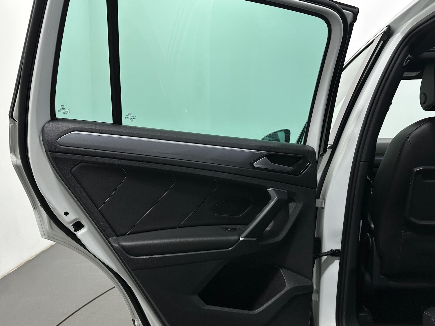 Used Volkswagen Tiguan for sale - 78127999: Photo 42