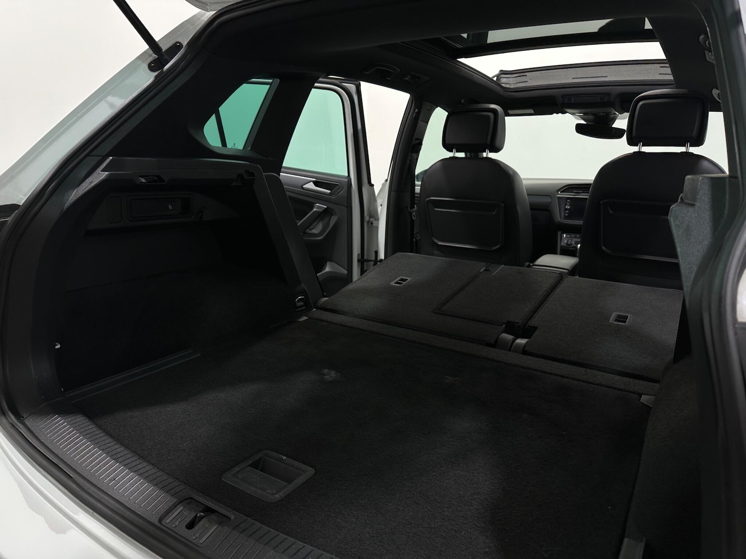 Used Volkswagen Tiguan for sale - 78127999: Photo 47