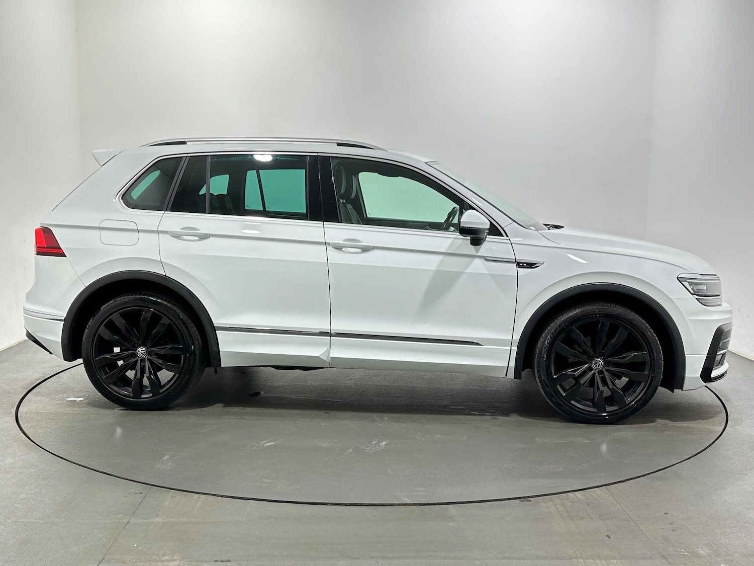 Used Volkswagen Tiguan for sale - 78127999: Photo 9