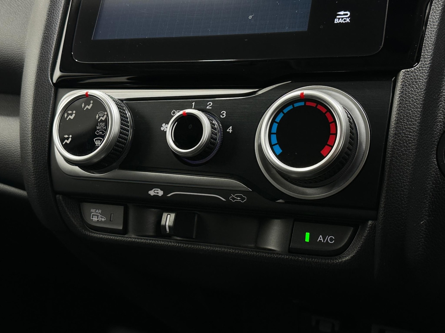 Used Honda Jazz 2019 for sale - 76878994: Photo 20