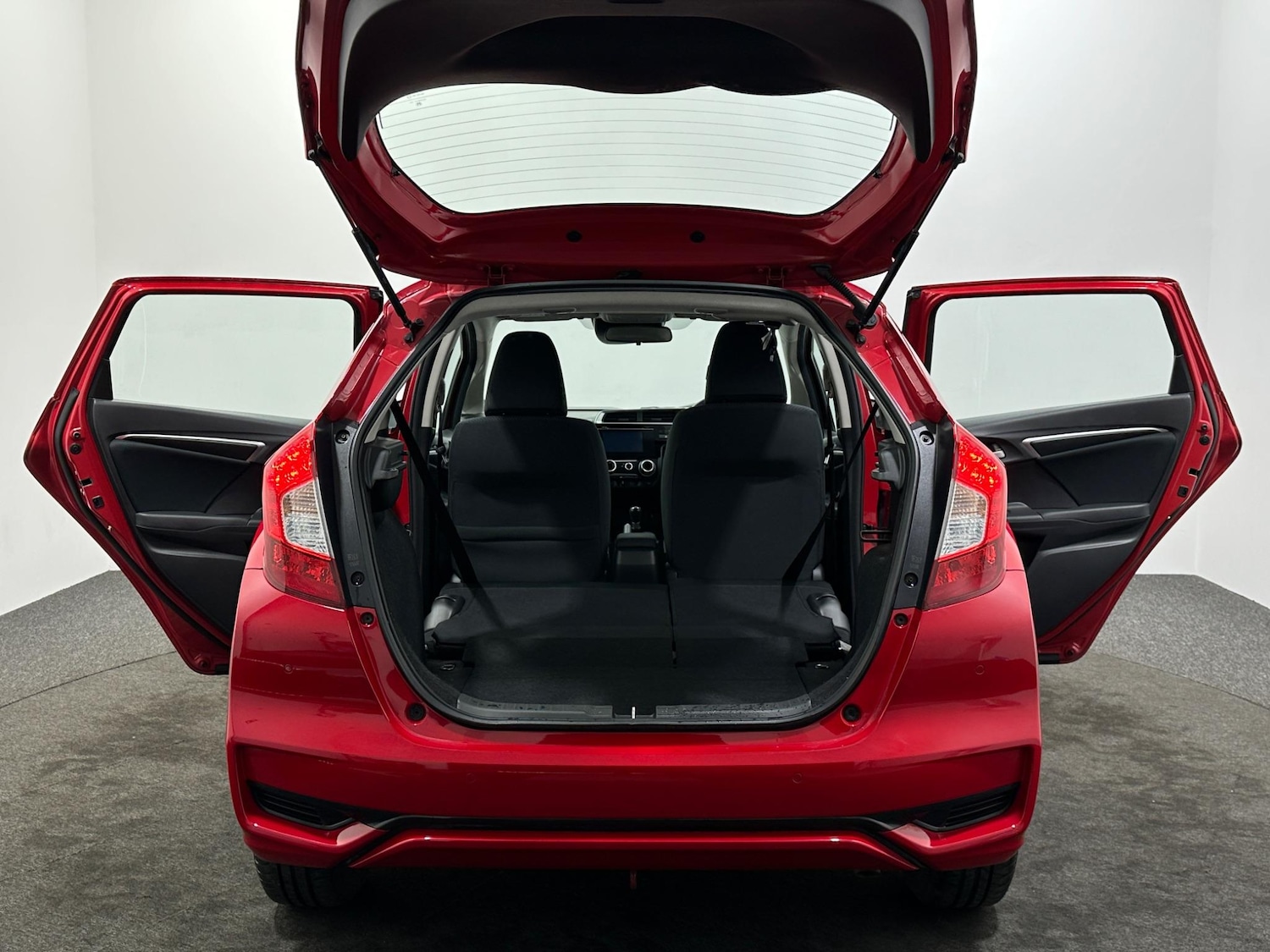 Used Honda Jazz 2019 for sale - 76878994: Photo 41