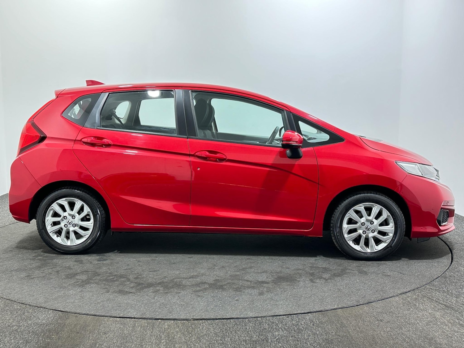 Used Honda Jazz 2019 for sale - 76878994: Photo 9