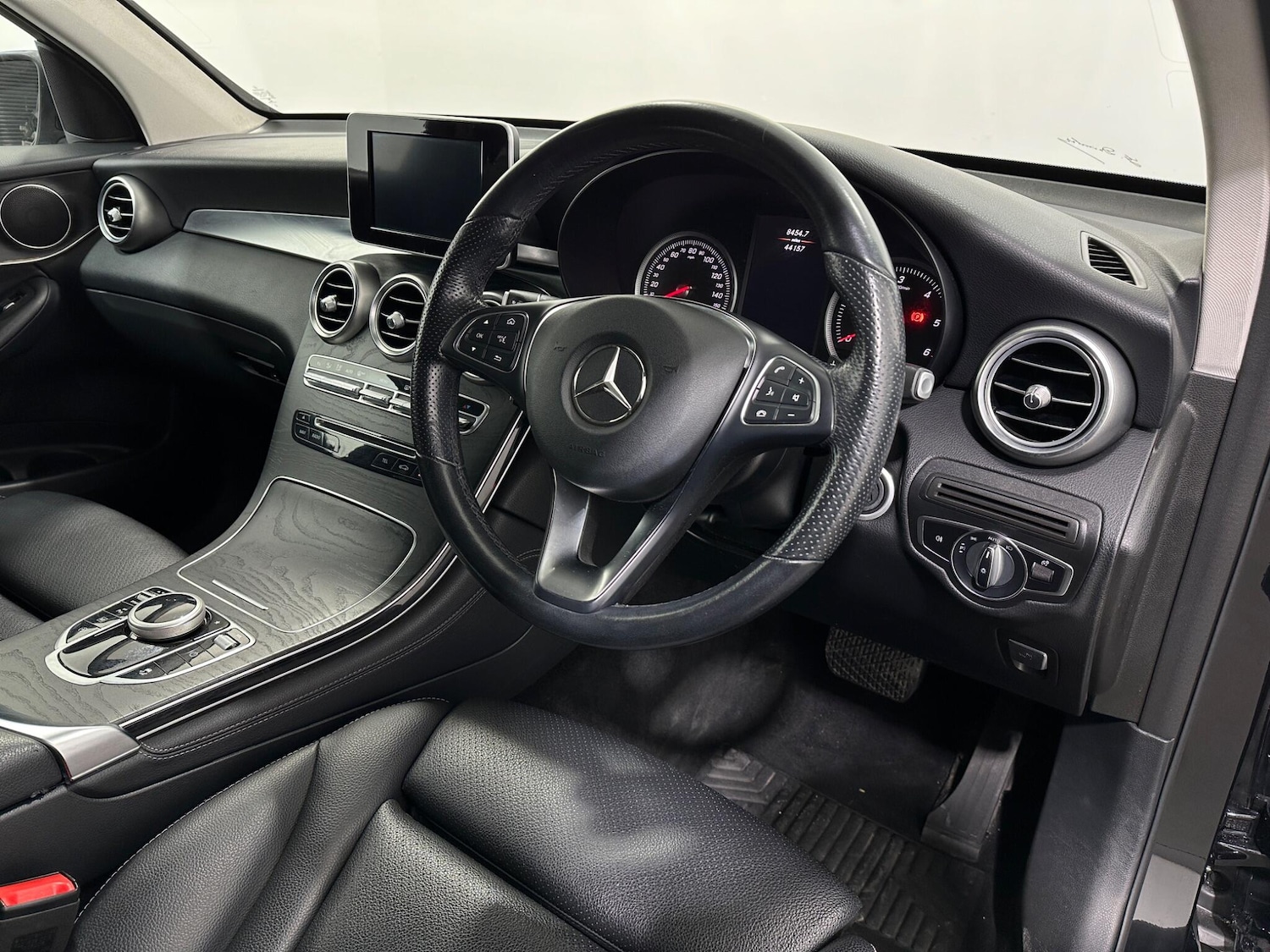 Used Mercedes-Benz GLC 2018 for sale - 78072389: Photo 10