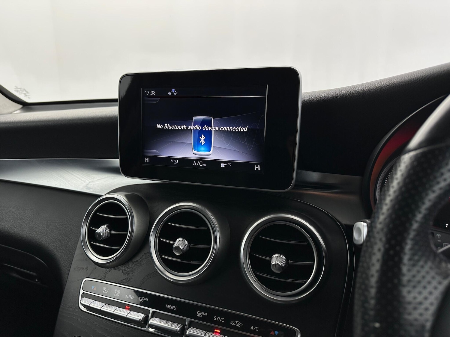 Used Mercedes-Benz GLC 2018 for sale - 78072389: Photo 27