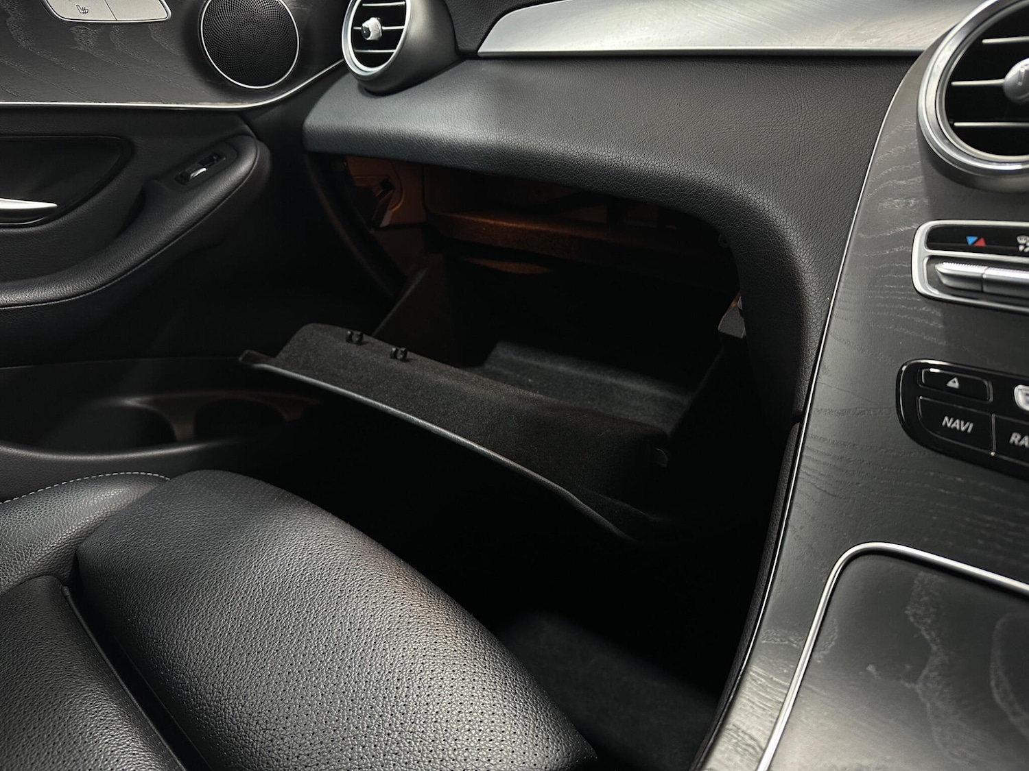 Used Mercedes-Benz GLC 2018 for sale - 78072389: Photo 29