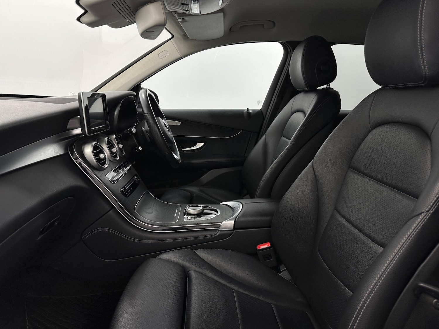 Used Mercedes-Benz GLC 2018 for sale - 78072389: Photo 36