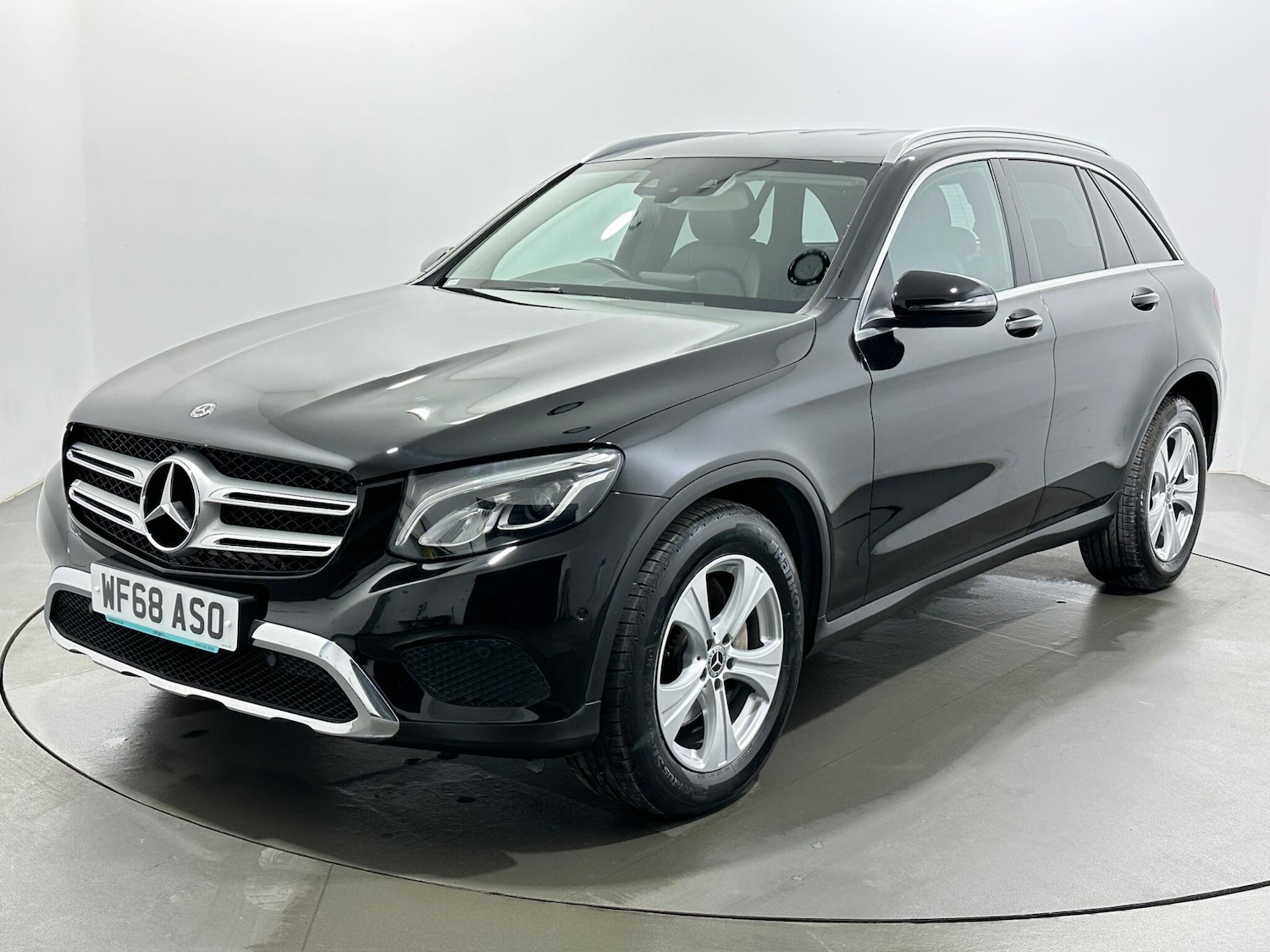Used Mercedes-Benz GLC 2018 for sale - 78072389: Photo 4