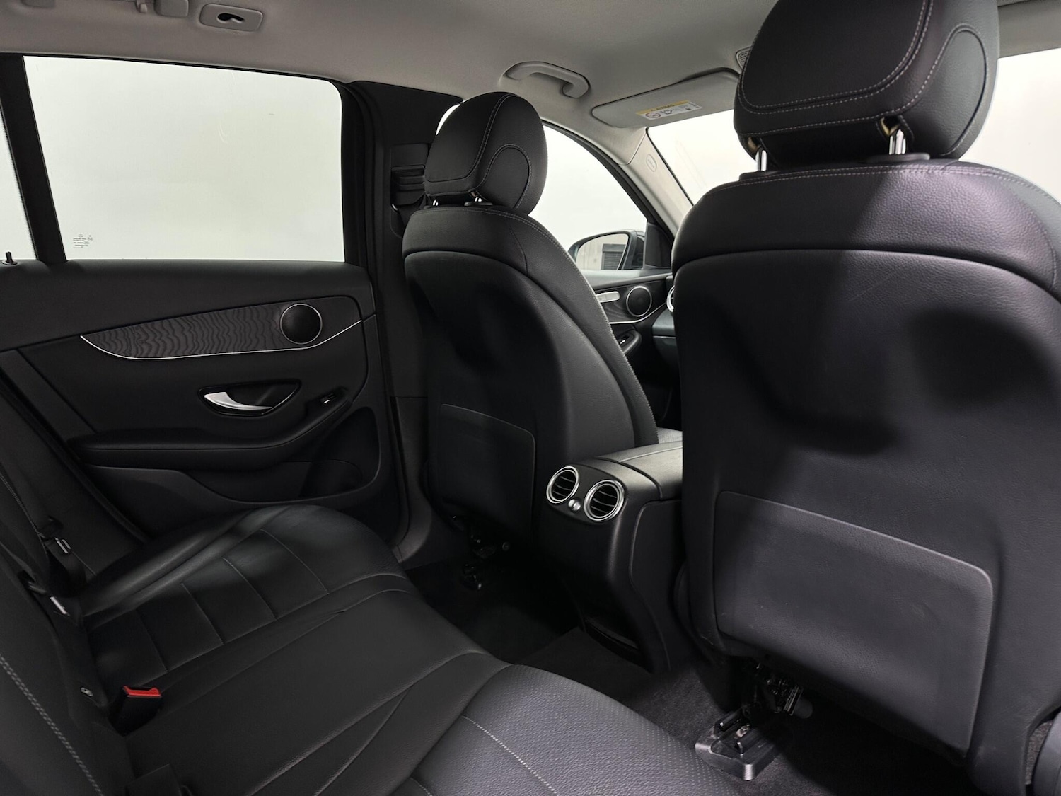 Used Mercedes-Benz GLC 2018 for sale - 78072389: Photo 42