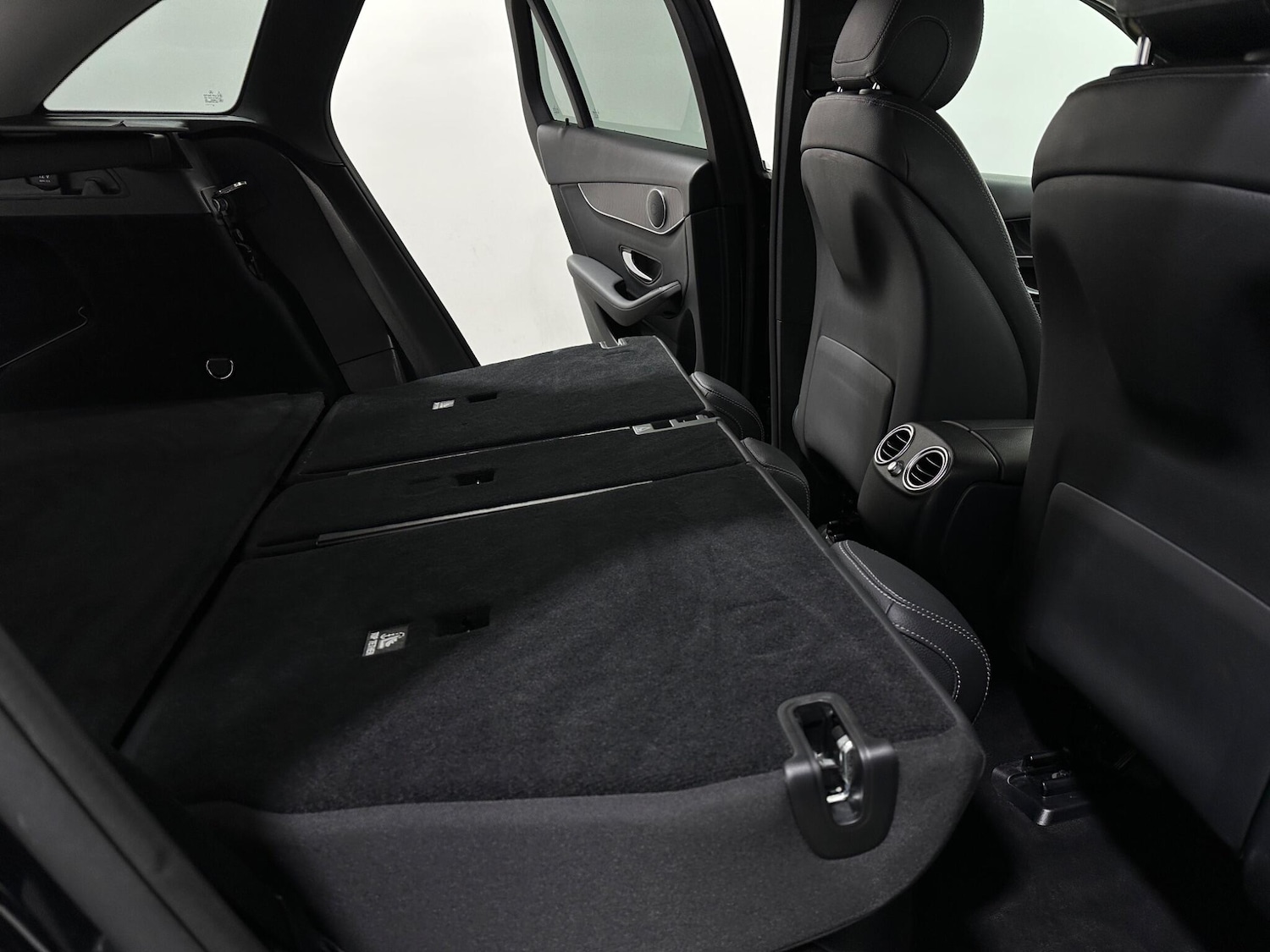 Used Mercedes-Benz GLC 2018 for sale - 78072389: Photo 47