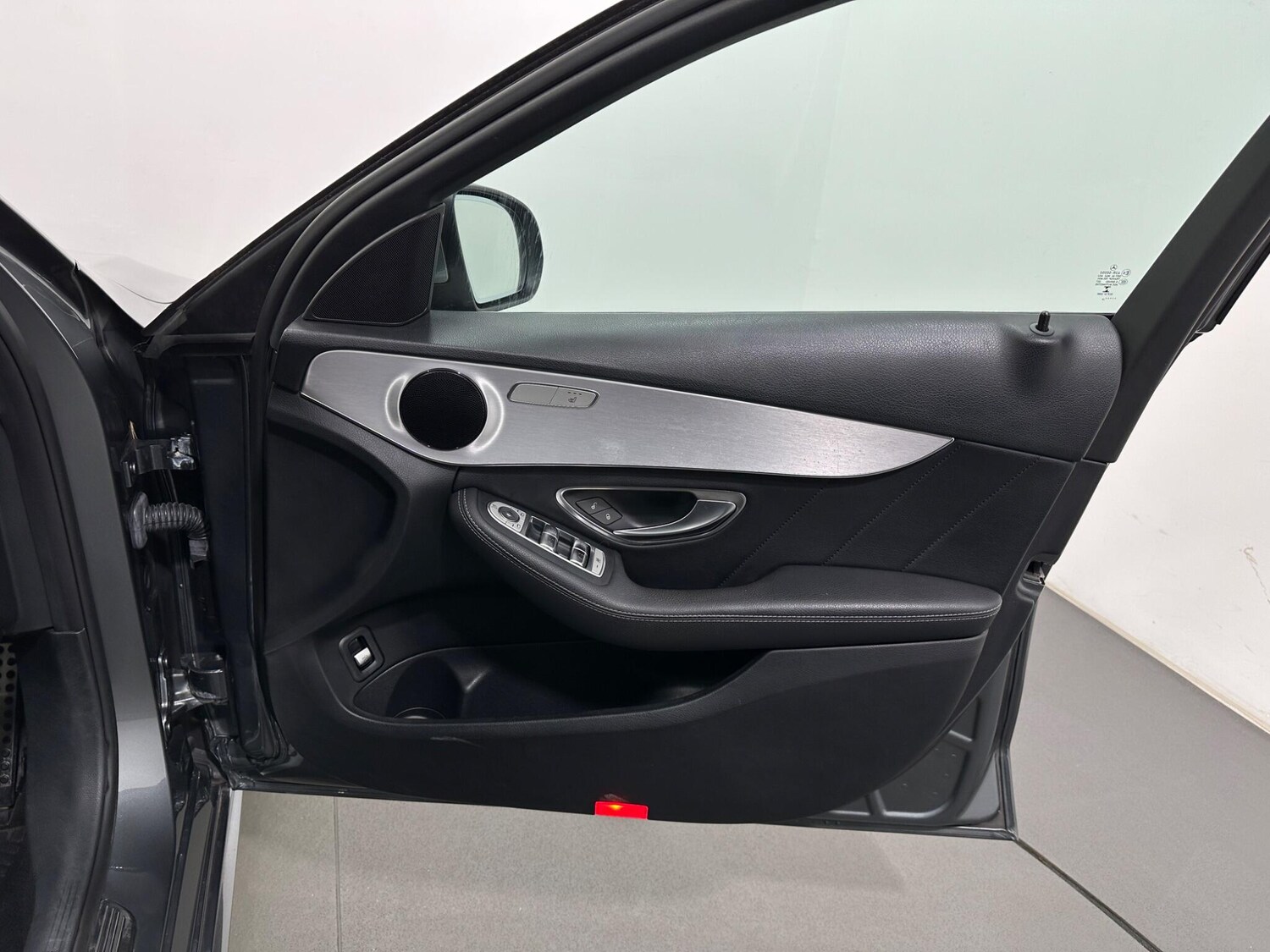 Used Mercedes-Benz C Class for sale - 77940579: Photo 37