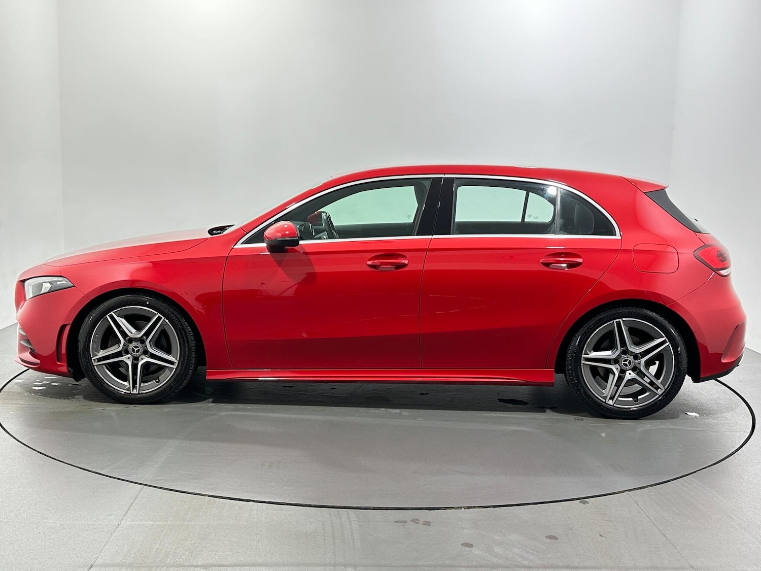 Used Mercedes-Benz A-Class 2019 for sale - 76878505: Photo 5