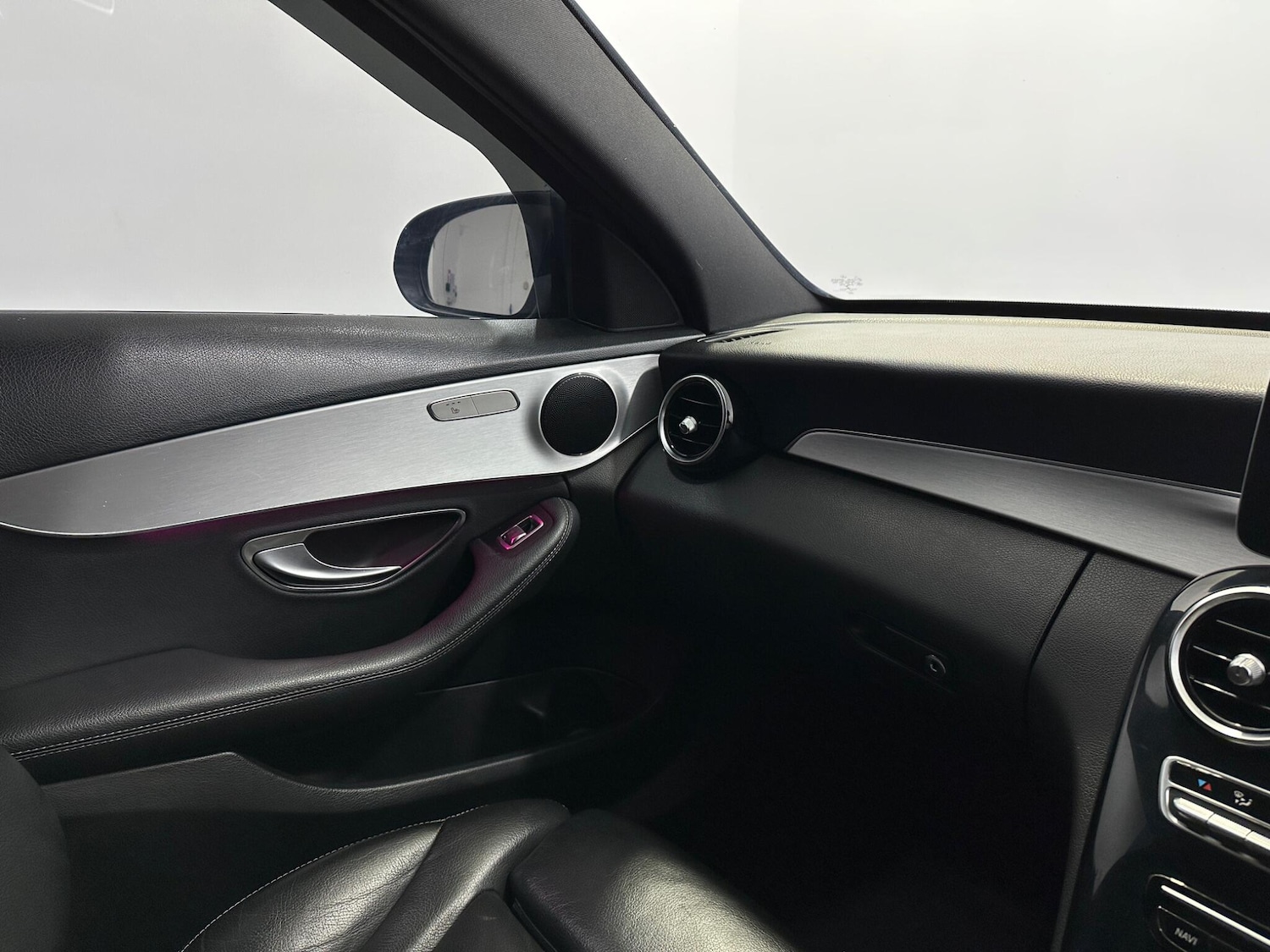 Used Mercedes-Benz C Class 2020 for sale - 77425257: Photo 29