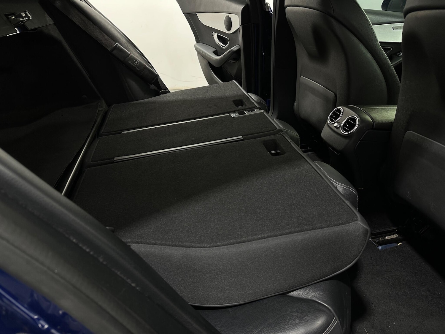 Used Mercedes-Benz C Class 2020 for sale - 77425257: Photo 48