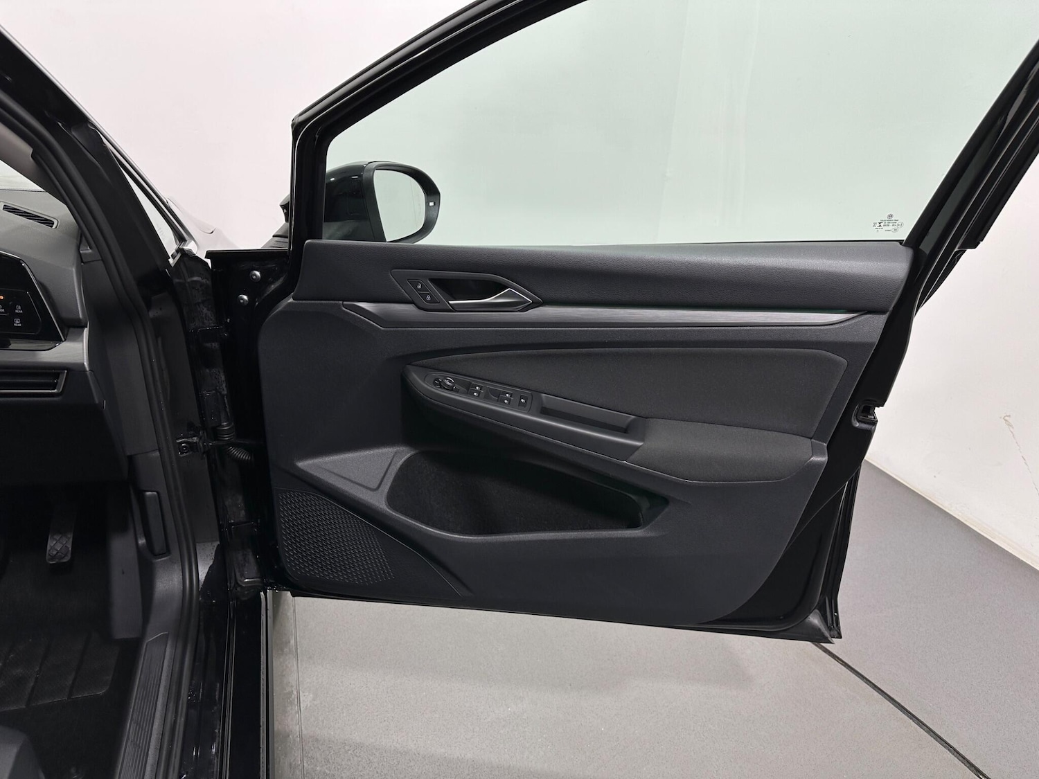 Used Volkswagen Golf 2021 for sale - 76878491: Photo 31