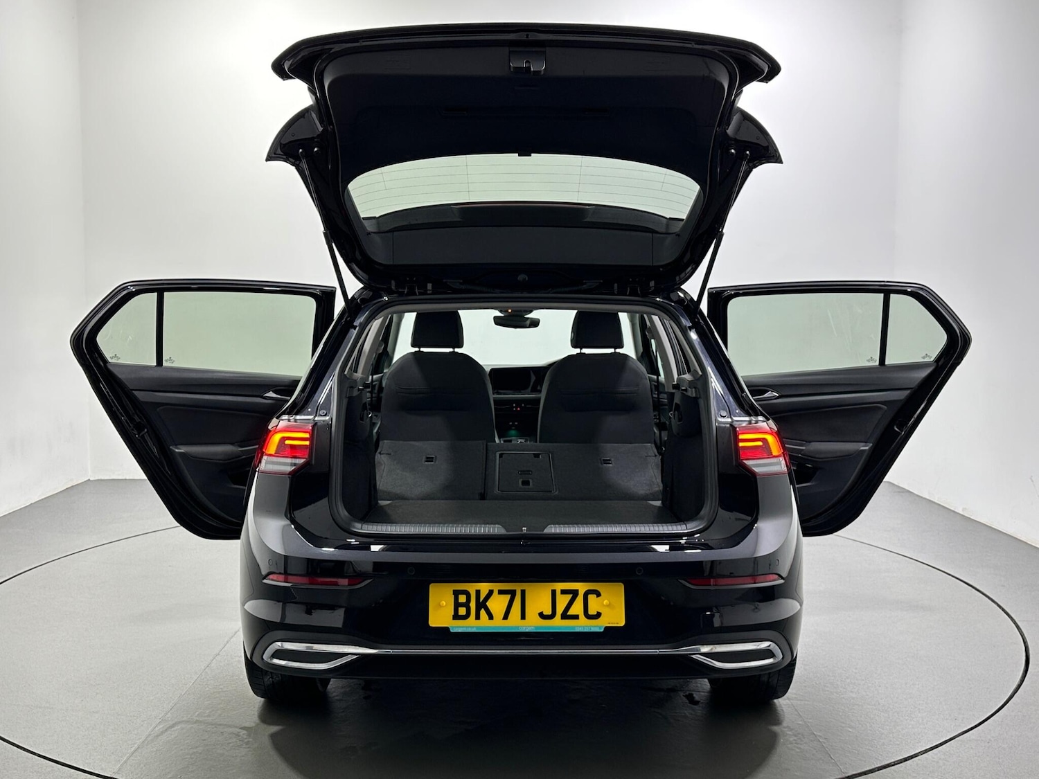 Used Volkswagen Golf 2021 for sale - 76878491: Photo 43