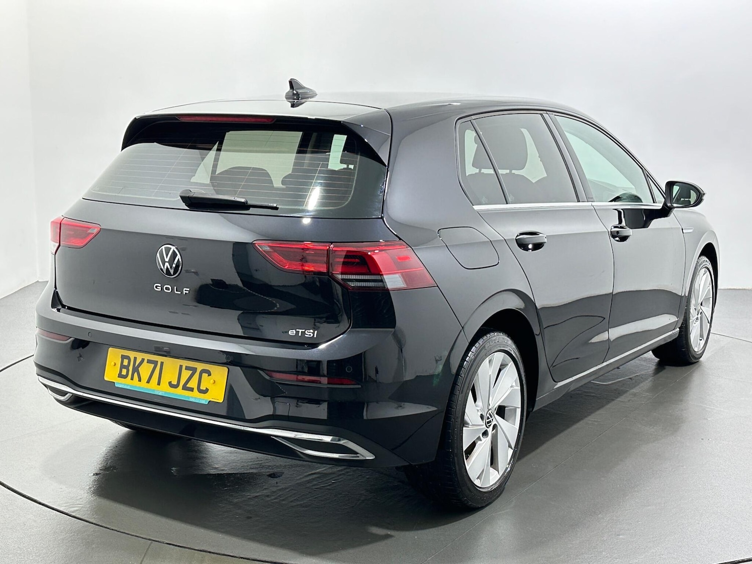 Used Volkswagen Golf 2021 for sale - 76878491: Photo 8