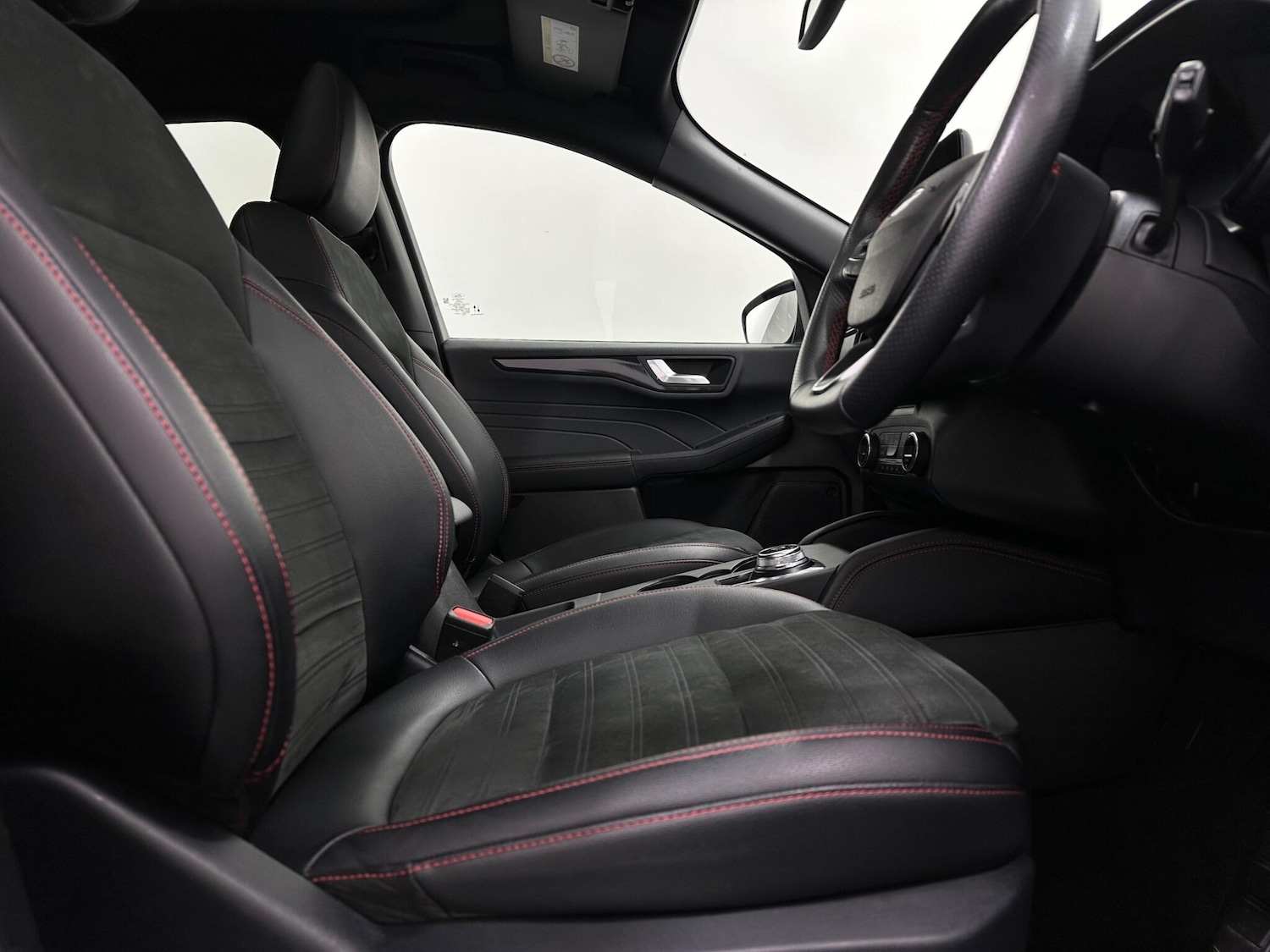 Used Ford Kuga 2021 for sale - 76879001: Photo 30