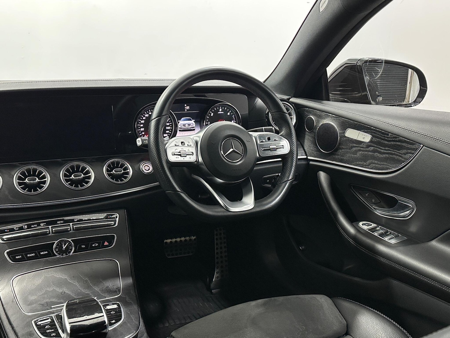 Used Mercedes-Benz E Class 2018 for sale - 77290648: Photo 11