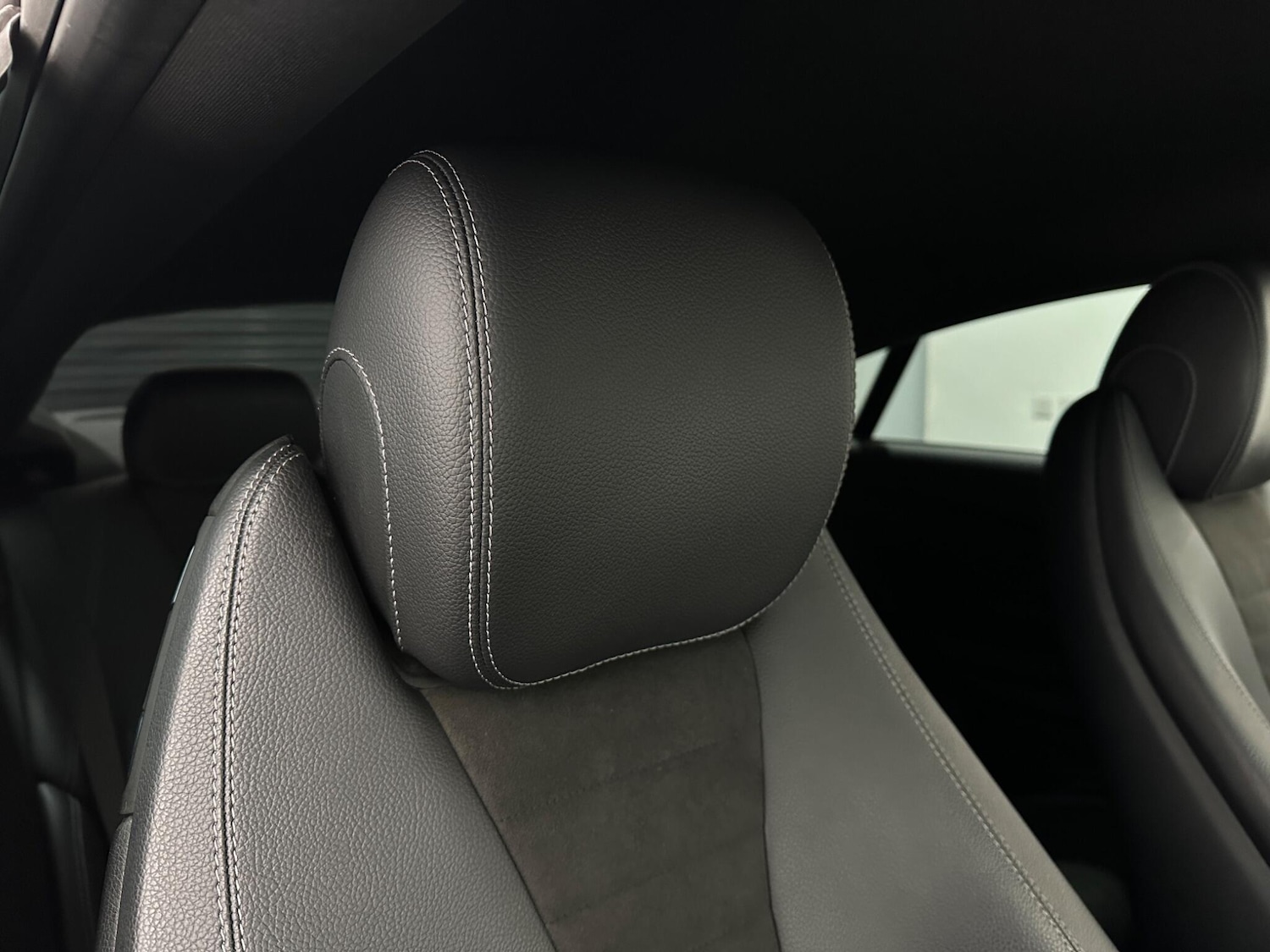 Used Mercedes-Benz E Class 2018 for sale - 77290648: Photo 32