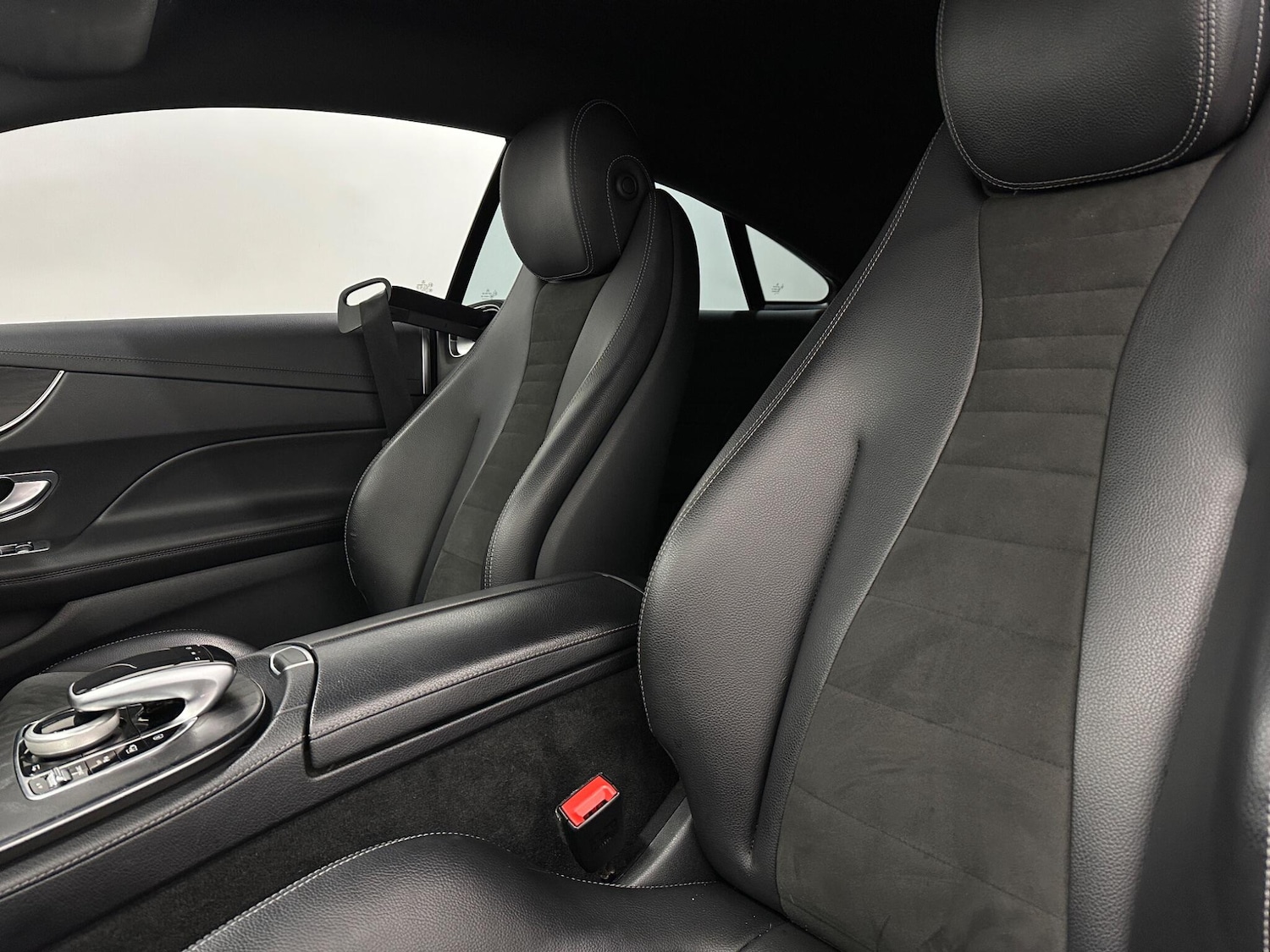 Used Mercedes-Benz E Class 2018 for sale - 77290648: Photo 35