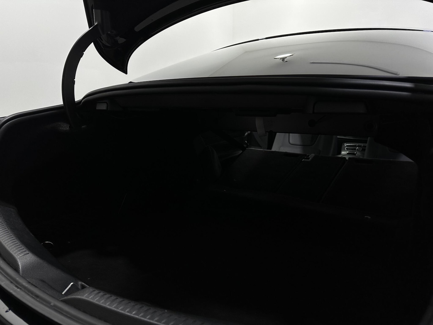 Used Mercedes-Benz E Class 2018 for sale - 77290648: Photo 41