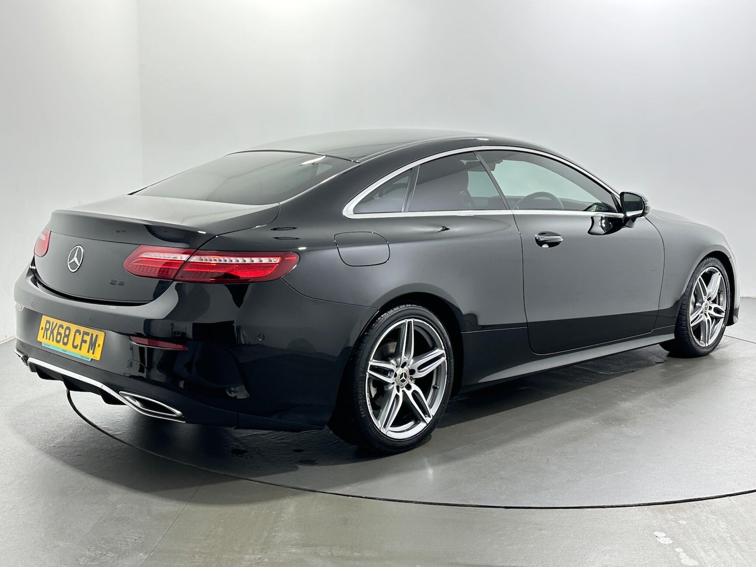 Used Mercedes-Benz E Class 2018 for sale - 77290648: Photo 8