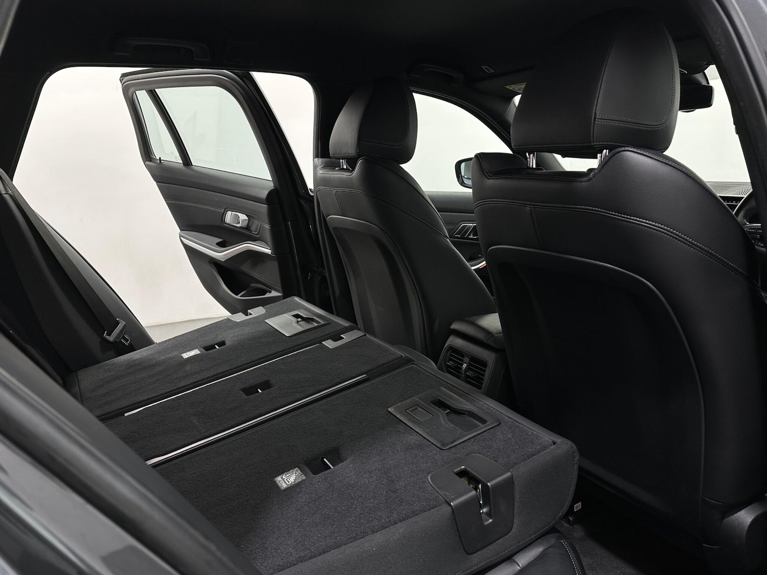 Used BMW 3 Series 2021 for sale - 76878848: Photo 45