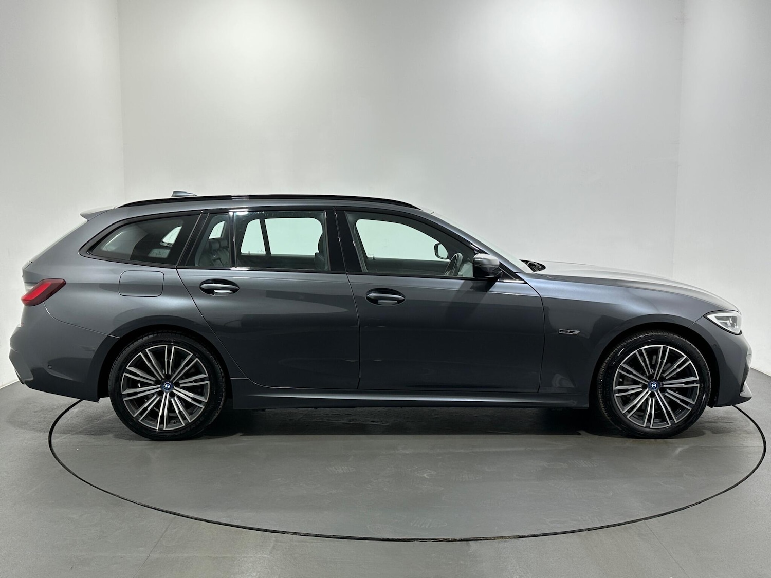 Used BMW 3 Series 2021 for sale - 76878848: Photo 9