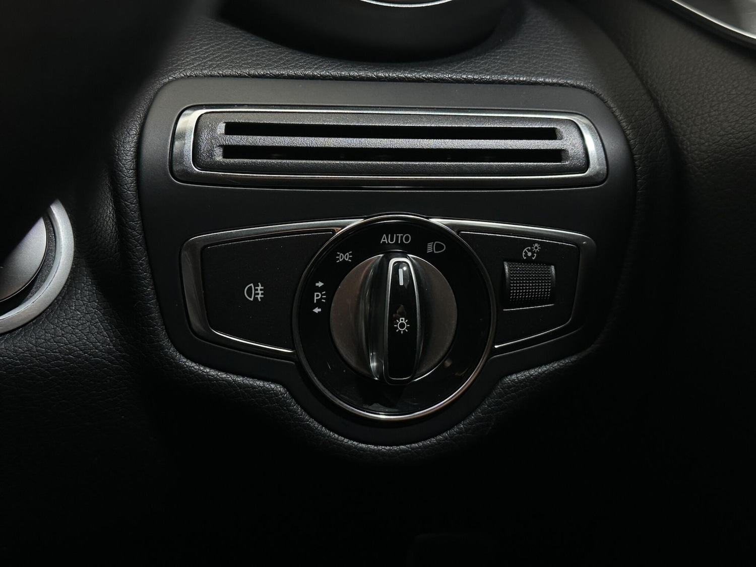 Used Mercedes-Benz C Class 2014 for sale - 77156285: Photo 16