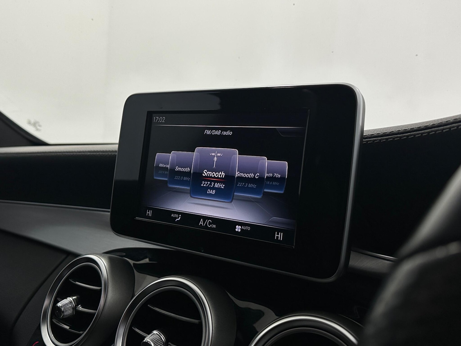 Used Mercedes-Benz C Class 2014 for sale - 77156285: Photo 25