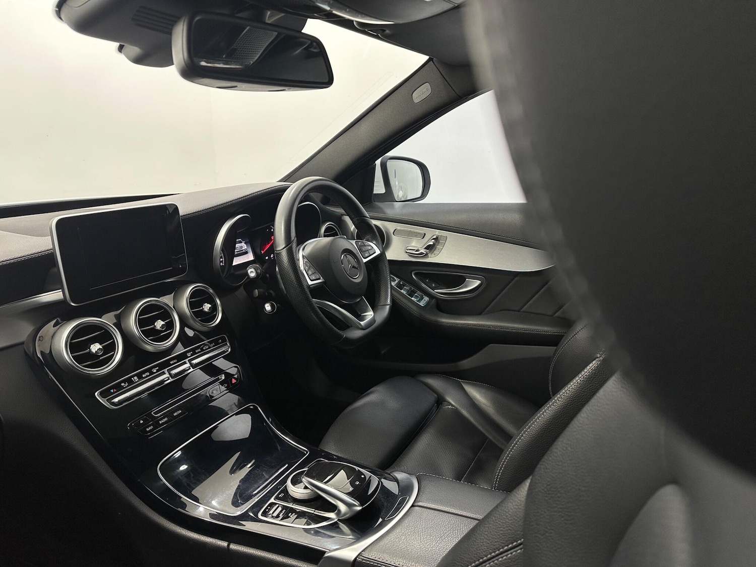 Used Mercedes-Benz C Class 2014 for sale - 77156285: Photo 29