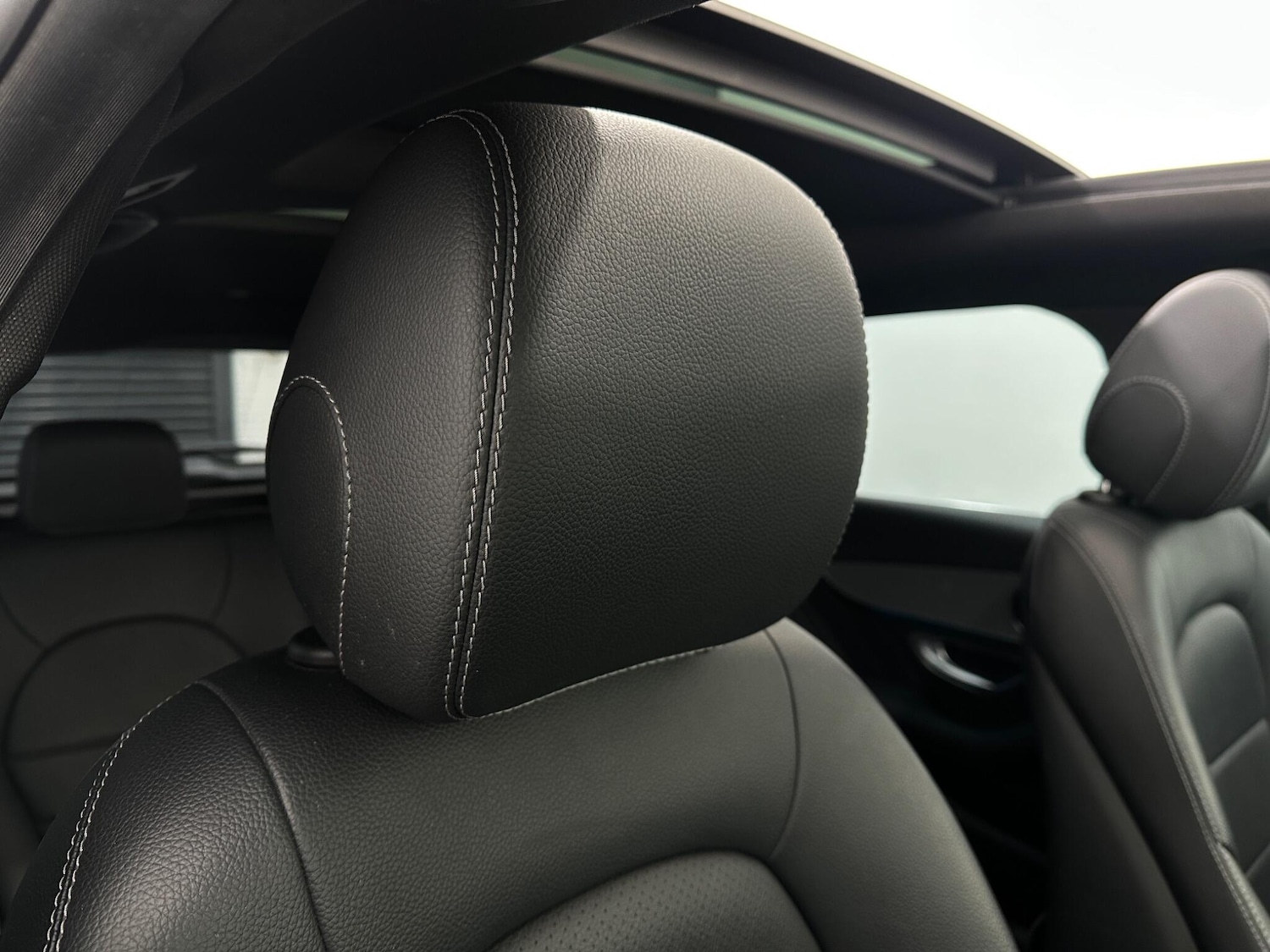 Used Mercedes-Benz C Class 2014 for sale - 77156285: Photo 32