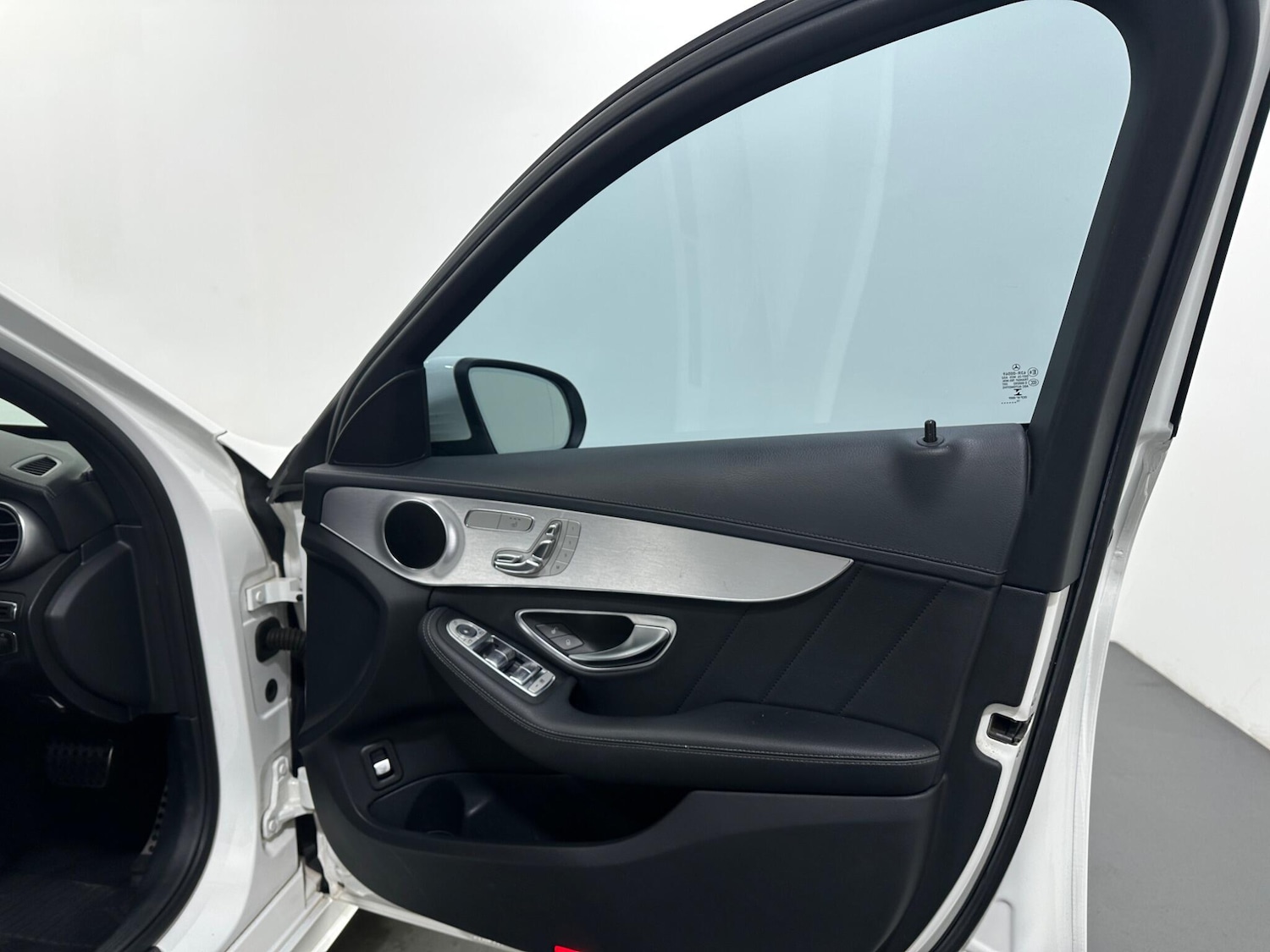 Used Mercedes-Benz C Class 2014 for sale - 77156285: Photo 33