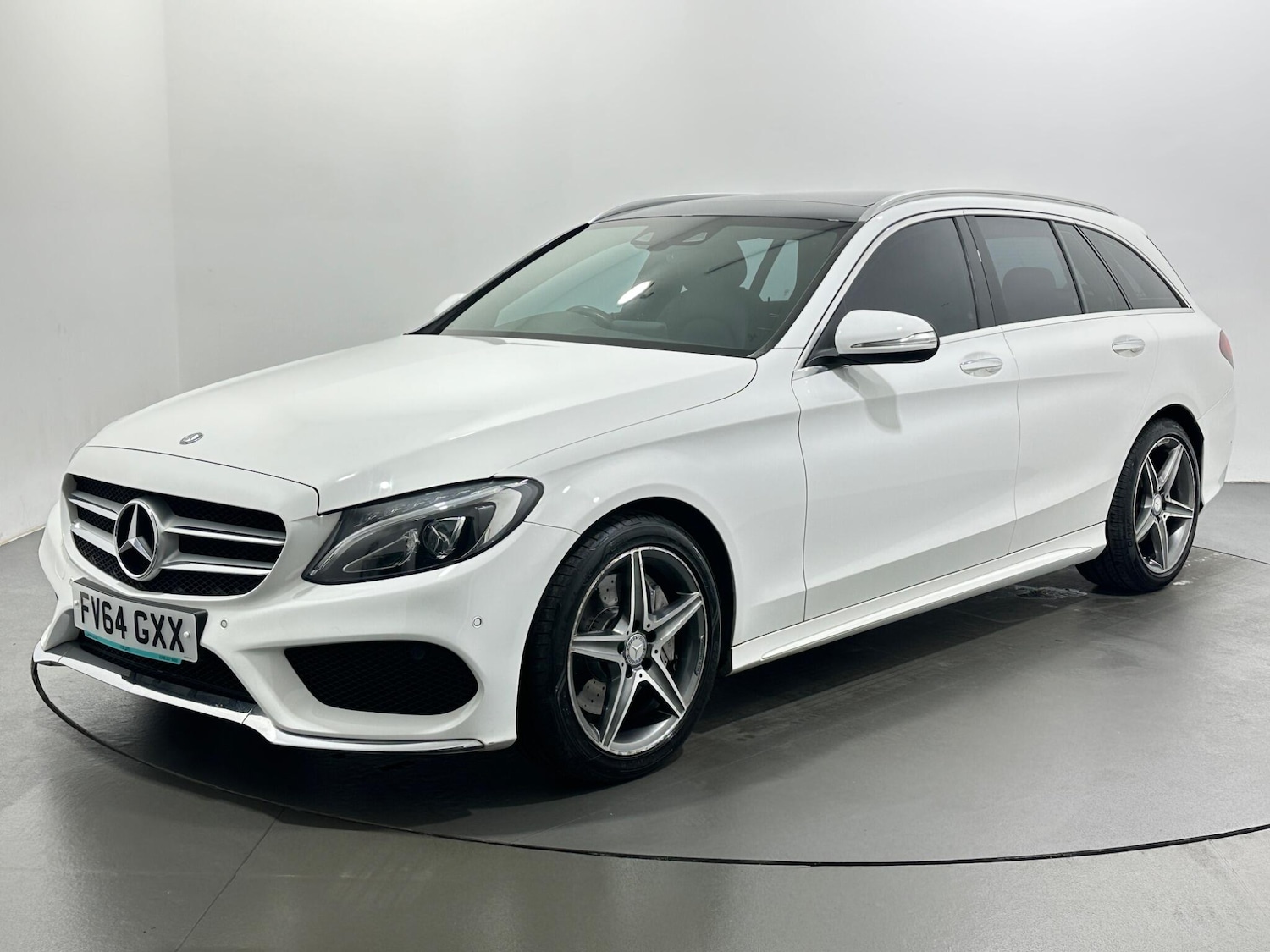 Used Mercedes-Benz C Class 2014 for sale - 77156285: Photo 4