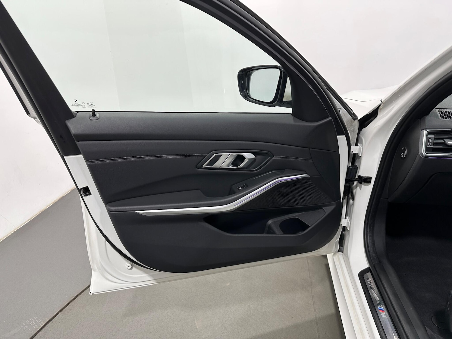 Used BMW 3 Series for sale - 78034106: Photo 39