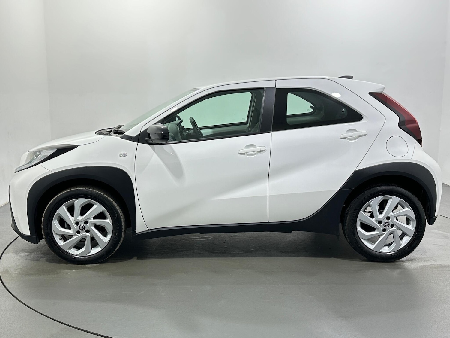 Used Toyota Aygo X 2022 for sale - 77315345: Photo 5