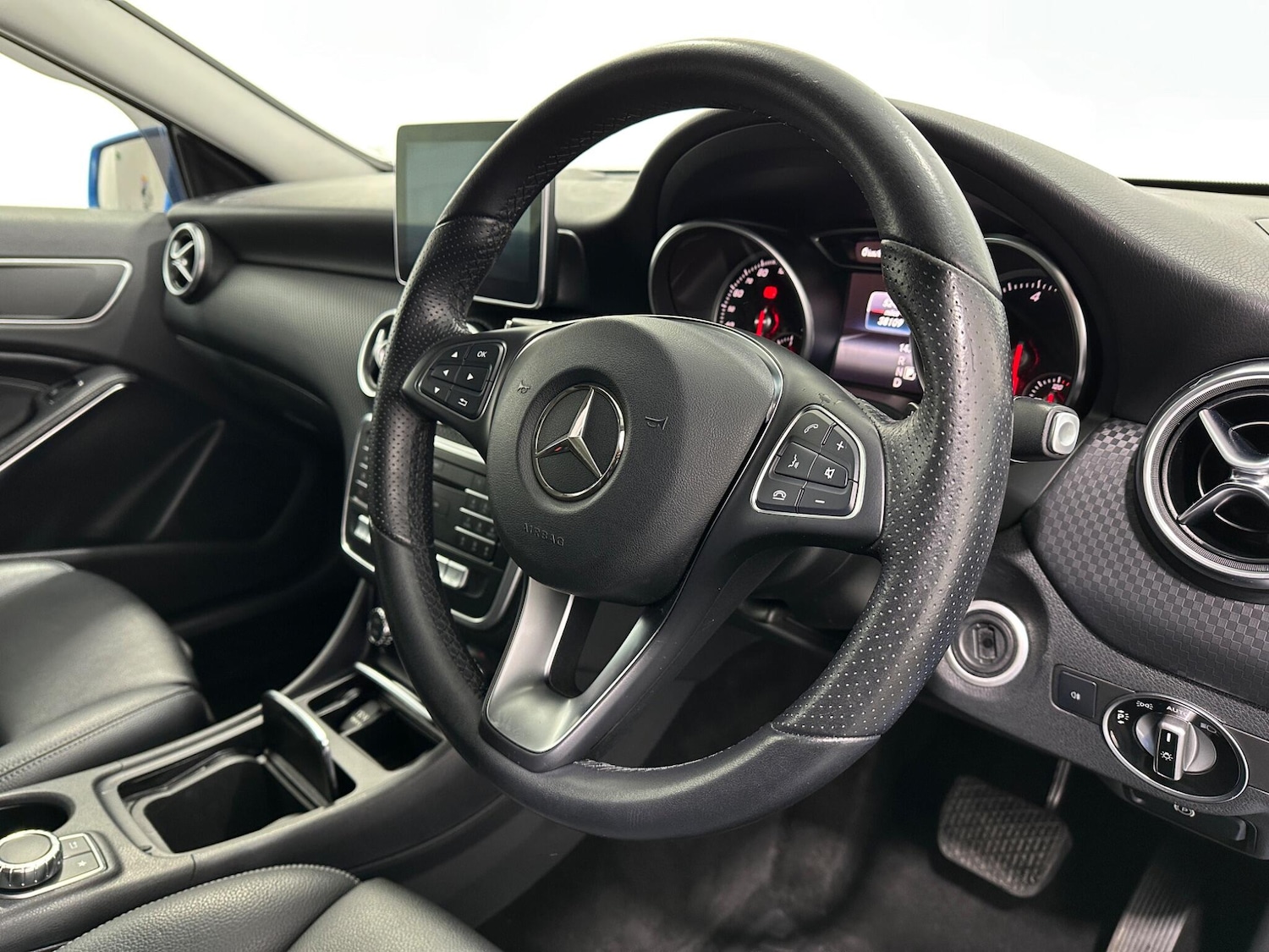 Used Mercedes-Benz A-Class 2016 for sale - 76991614: Photo 10