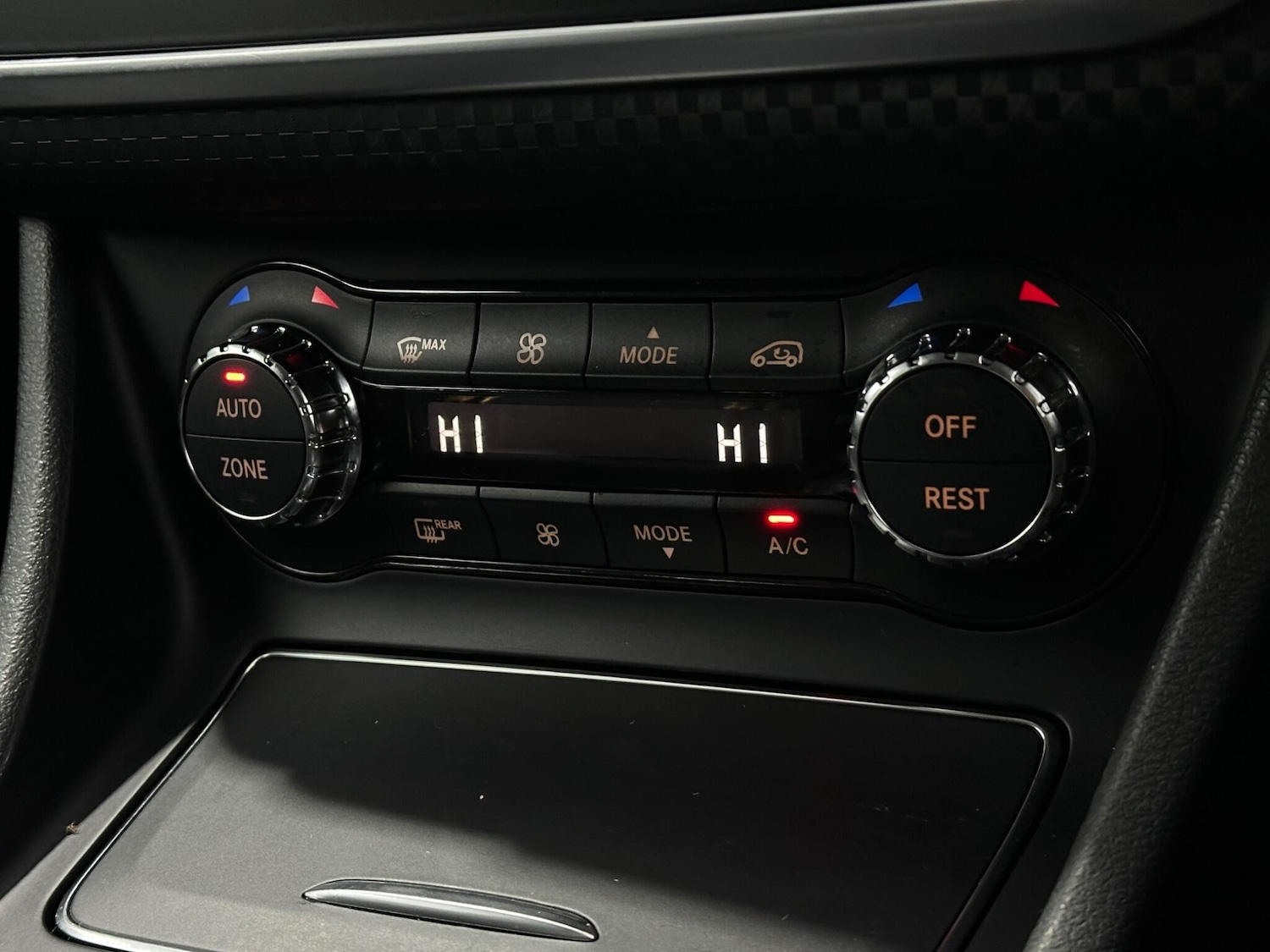 Used Mercedes-Benz A-Class 2016 for sale - 76991614: Photo 20