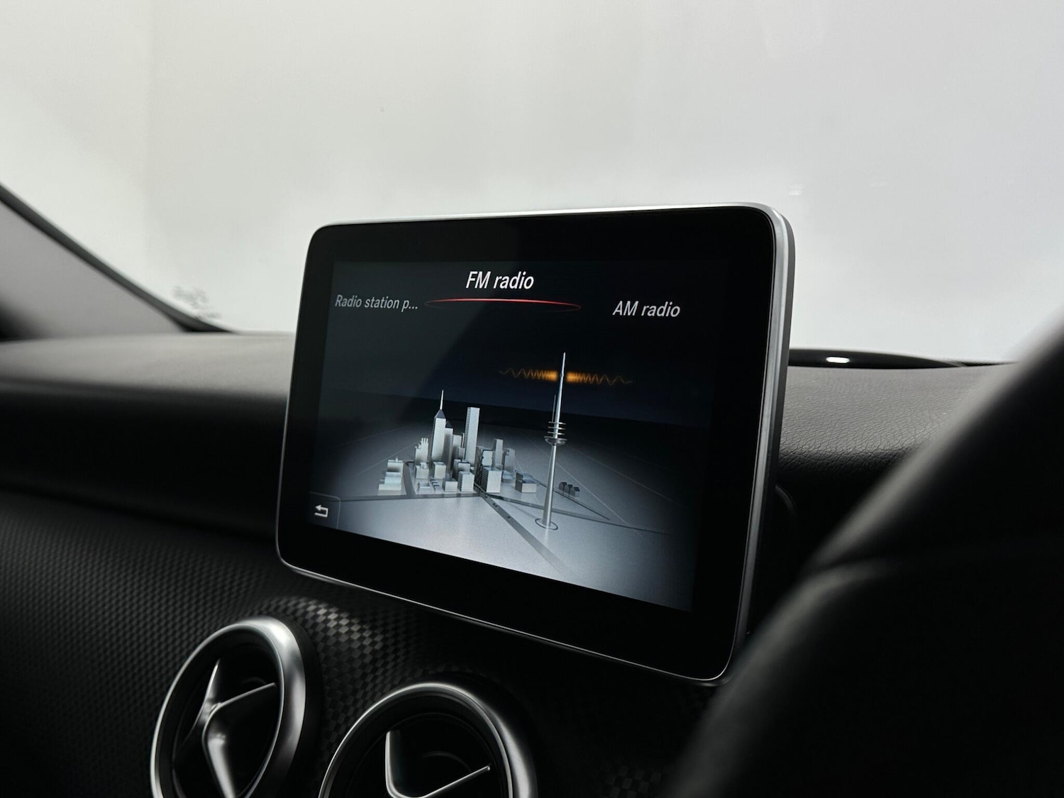 Used Mercedes-Benz A-Class 2016 for sale - 76991614: Photo 25