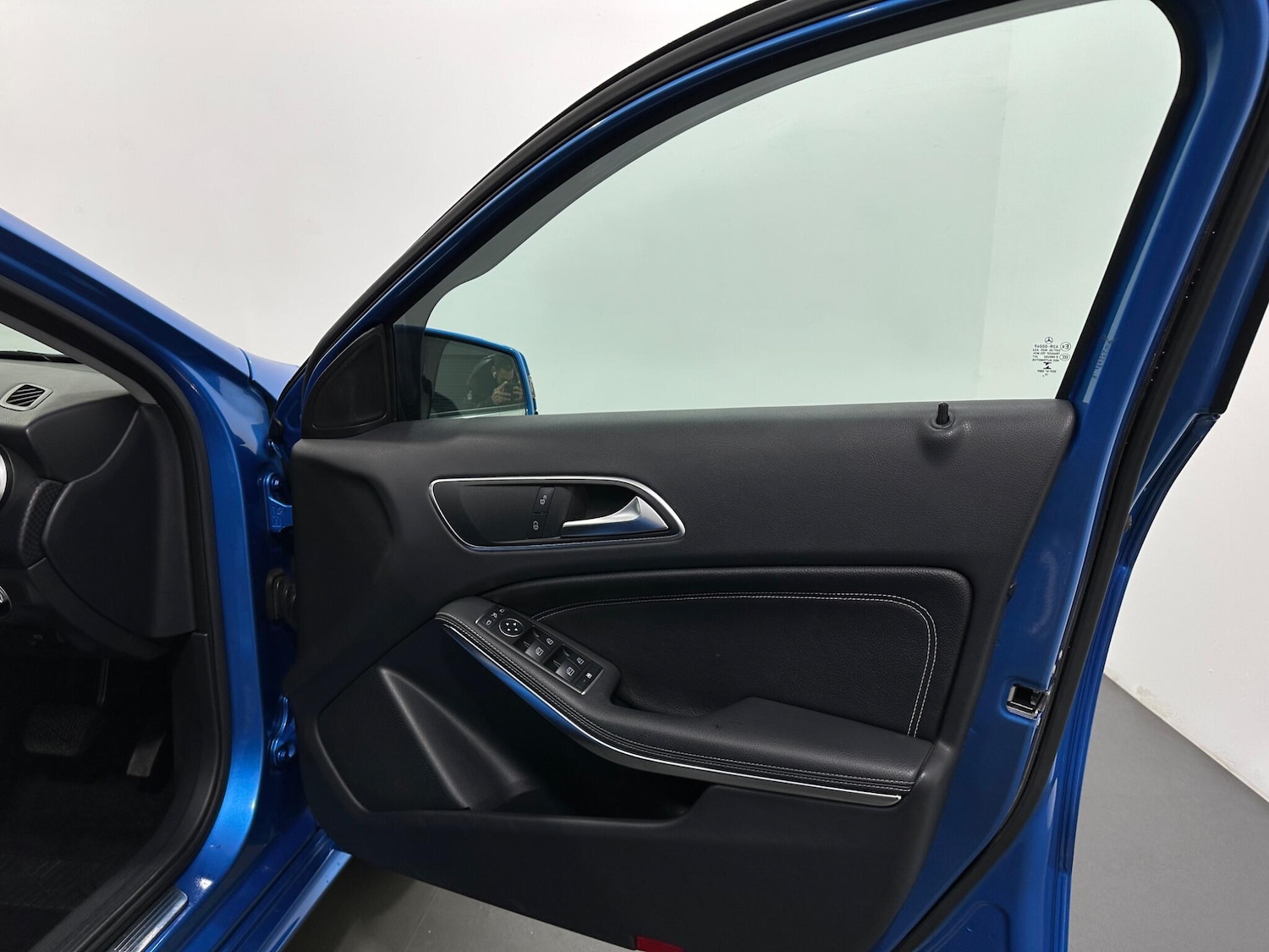 Used Mercedes-Benz A-Class 2016 for sale - 76991614: Photo 32