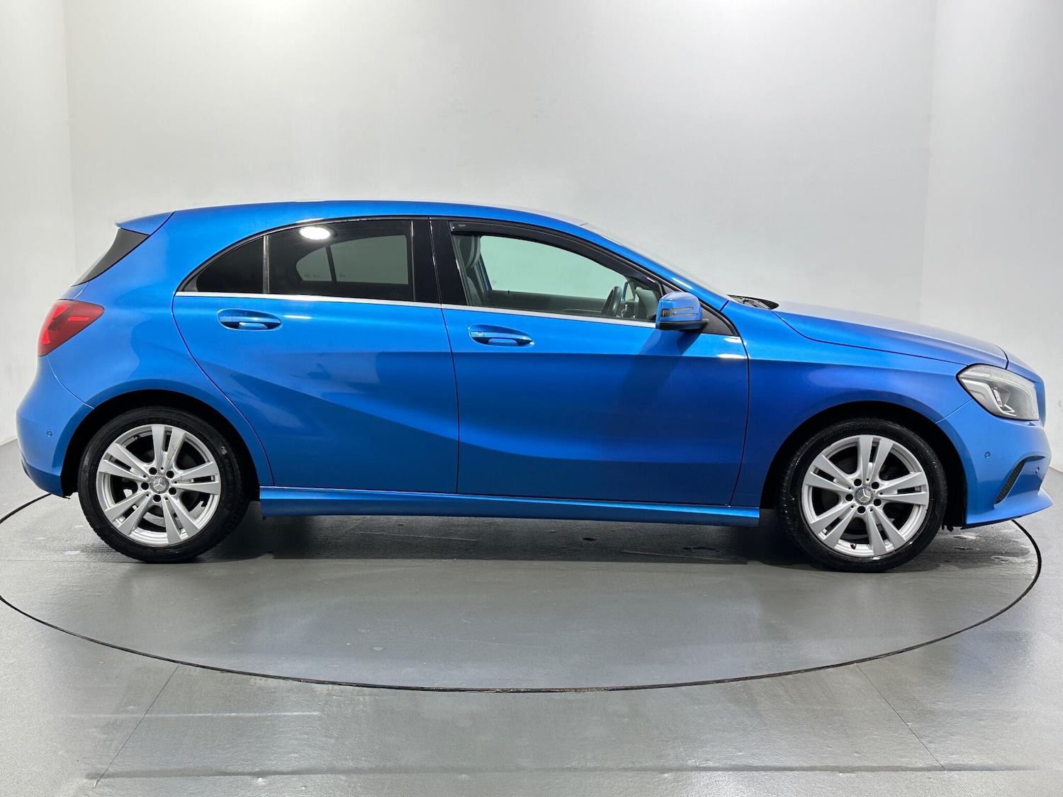 Used Mercedes-Benz A-Class 2016 for sale - 76991614: Photo 9