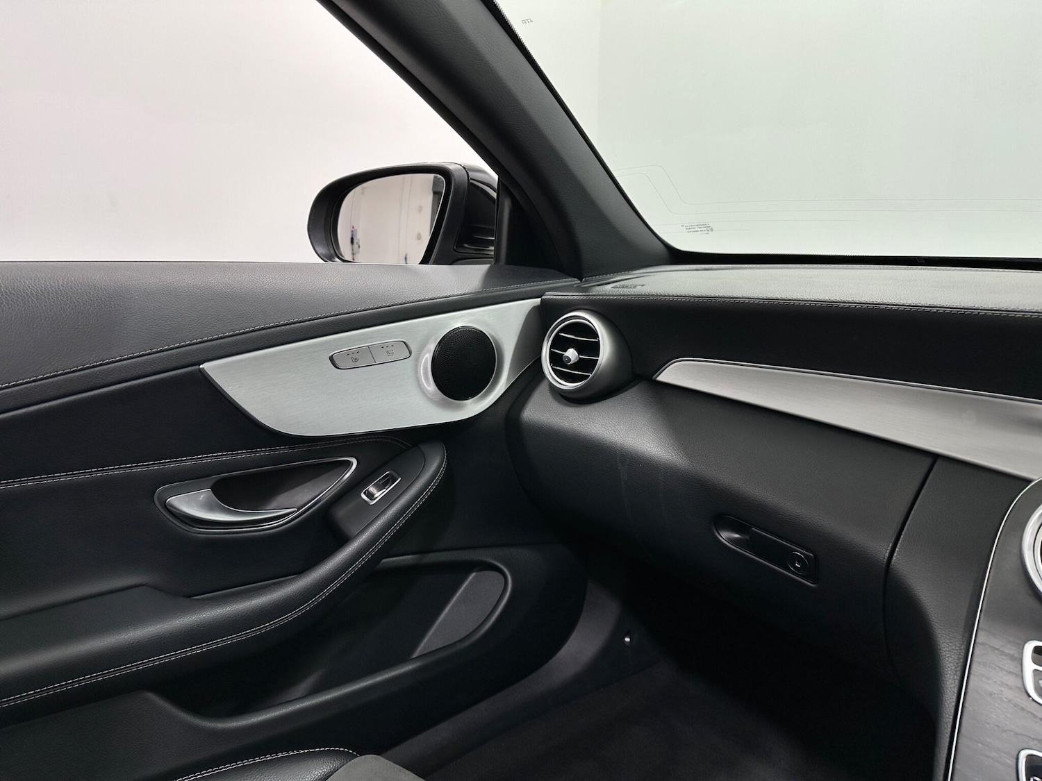 Used Mercedes-Benz C Class 2019 for sale - 77611557: Photo 27