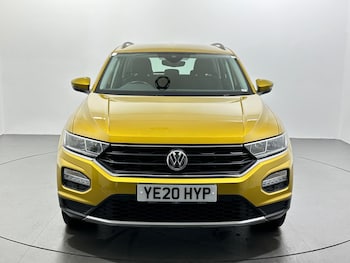 Used Volkswagen T-Roc 2020 for sale - 76878671: Photo
