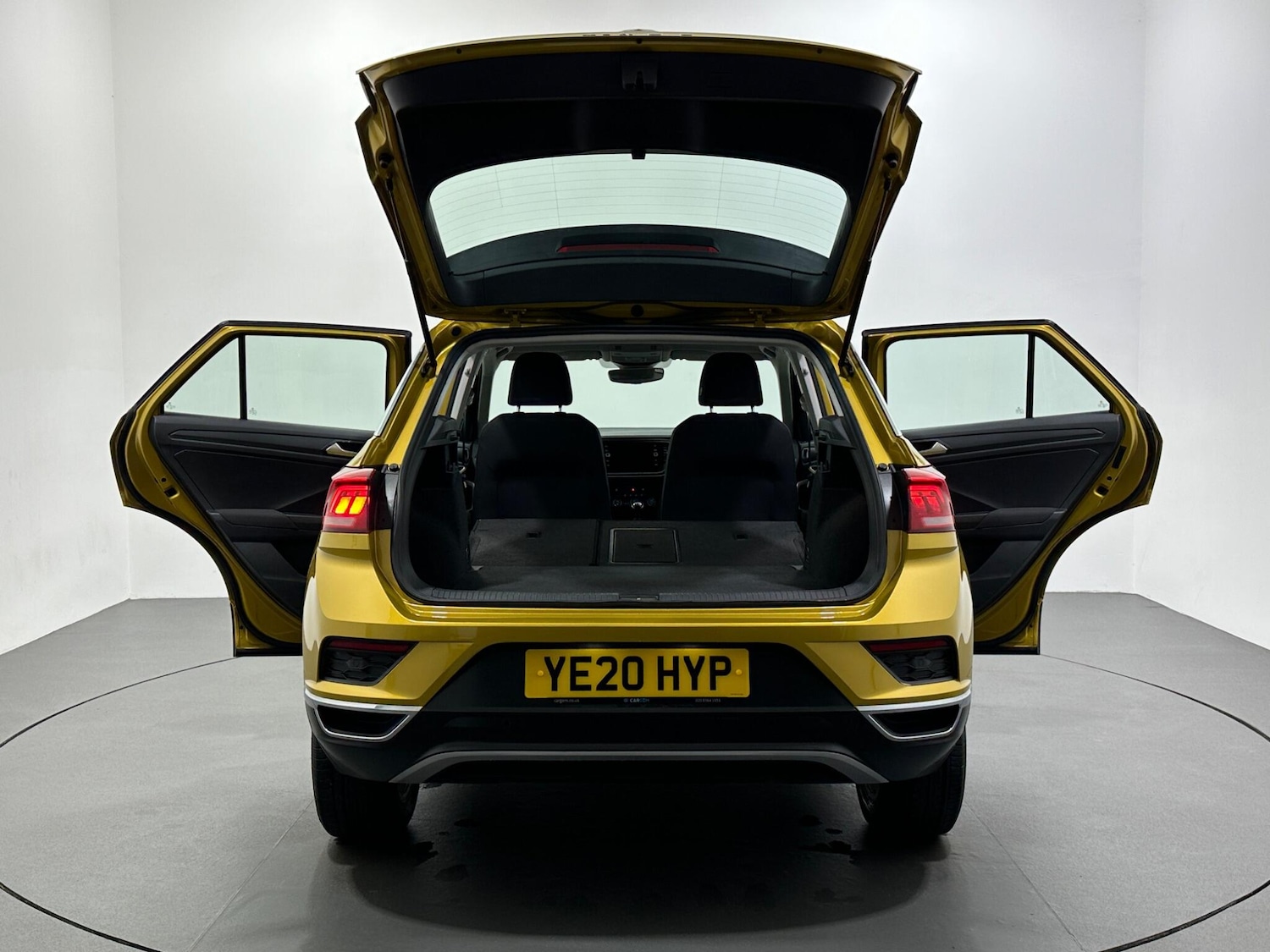 Used Volkswagen T-Roc 2020 for sale - 76878671: Photo 41