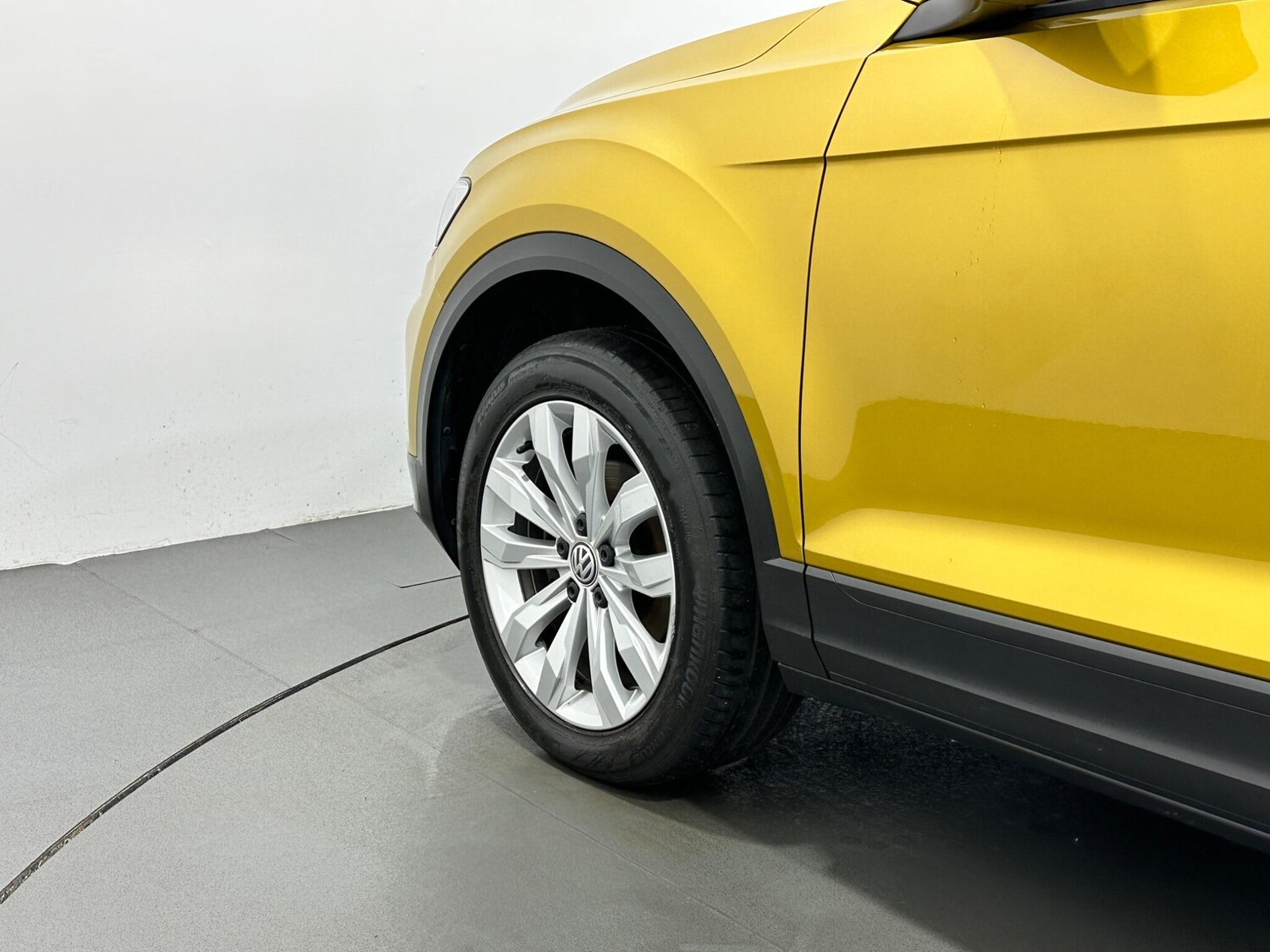 Used Volkswagen T-Roc 2020 for sale - 76878671: Photo 48