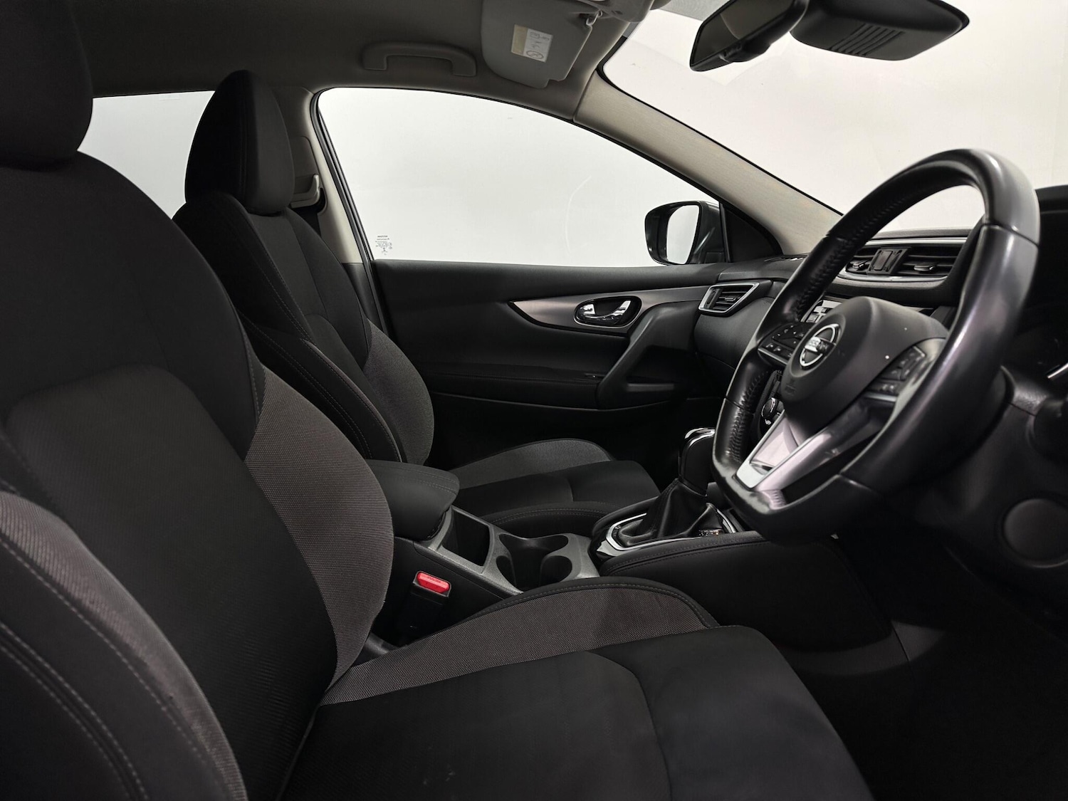 Used Nissan Qashqai 2018 for sale - 76878532: Photo 28