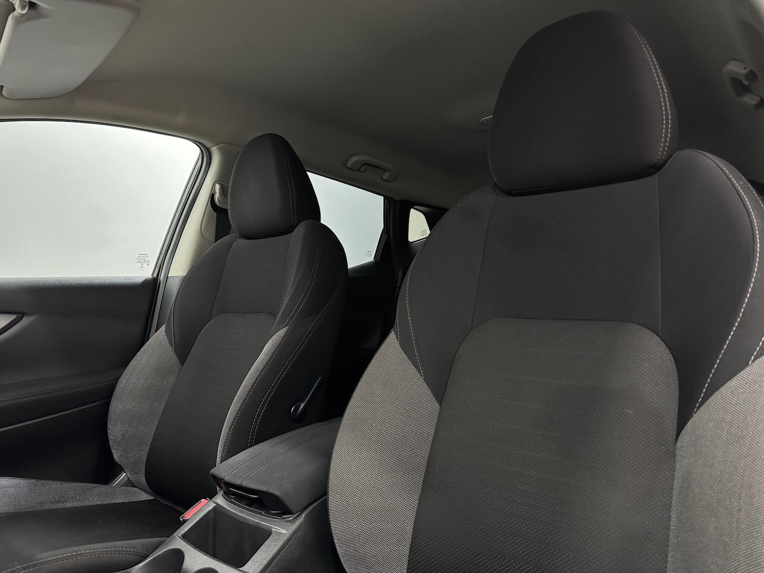 Used Nissan Qashqai 2018 for sale - 76878532: Photo 32