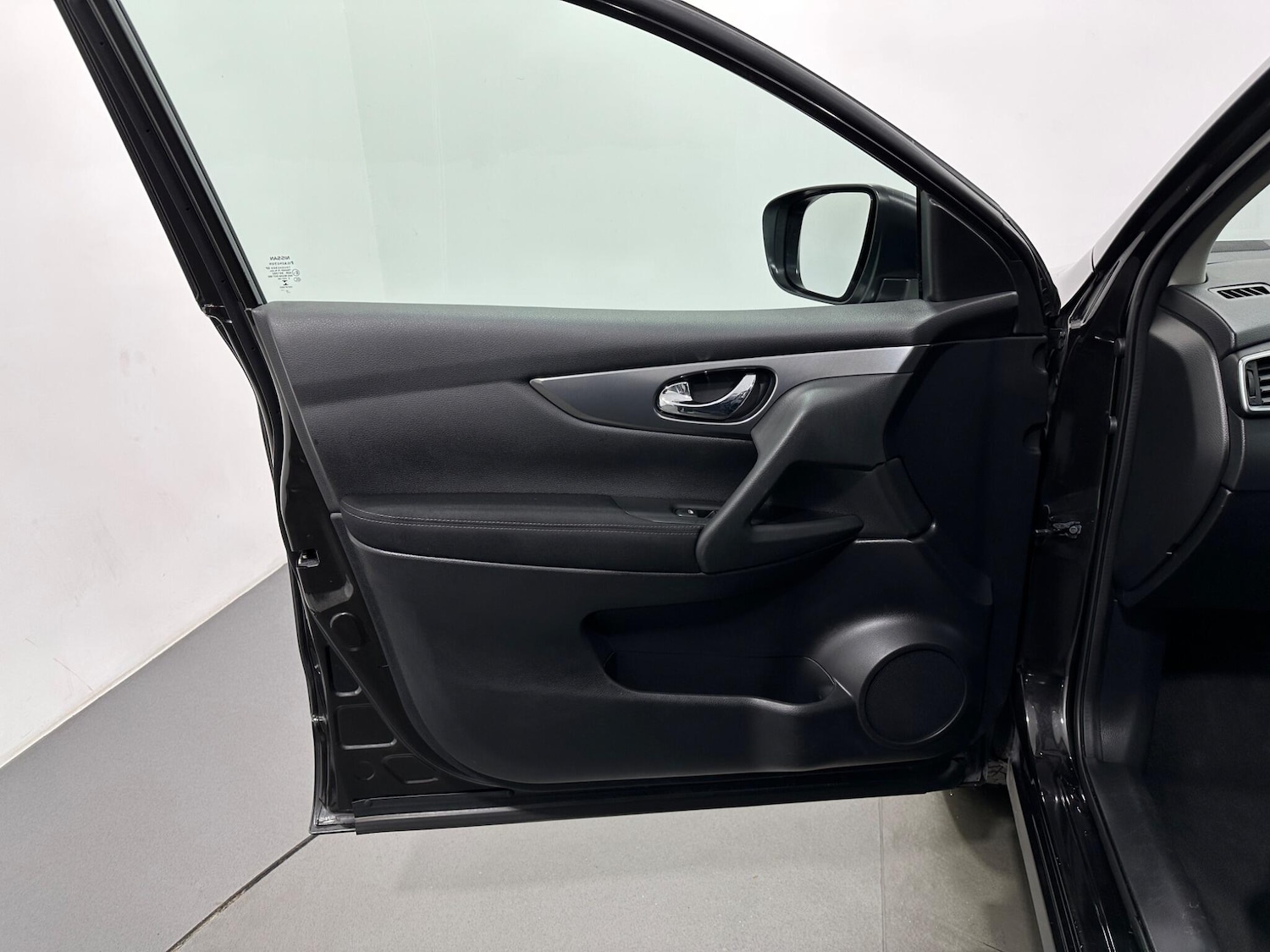 Used Nissan Qashqai 2018 for sale - 76878532: Photo 33